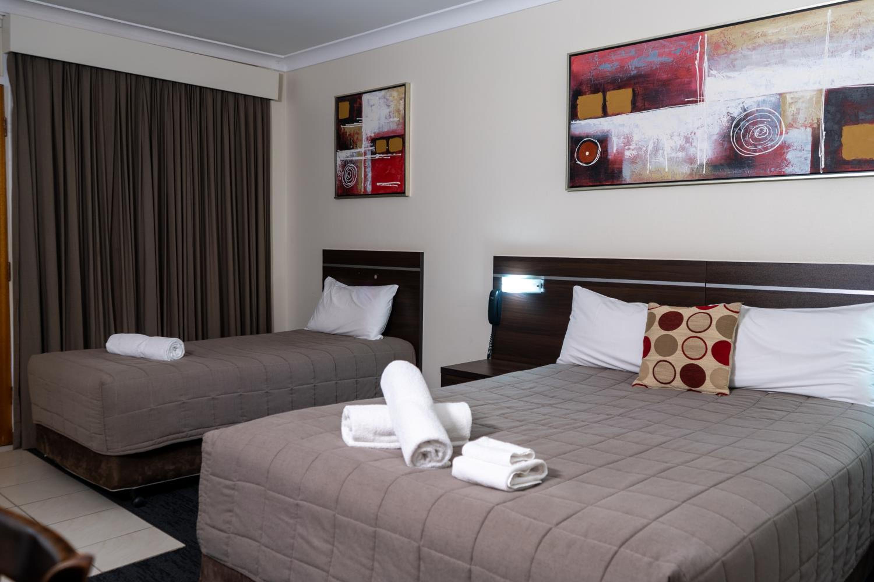 Standard Double or Twin Room photo 2
