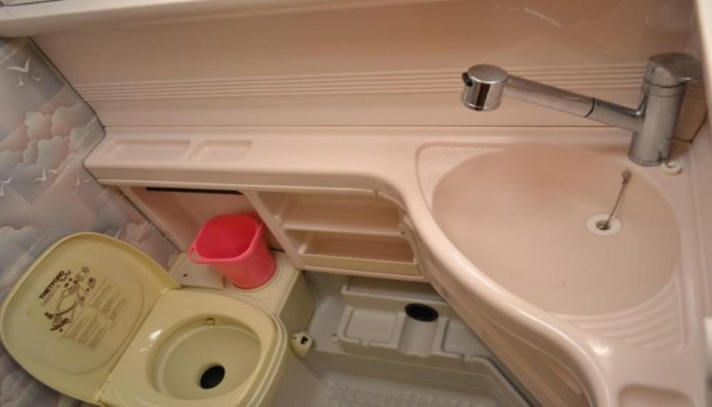 Caravan photo 2