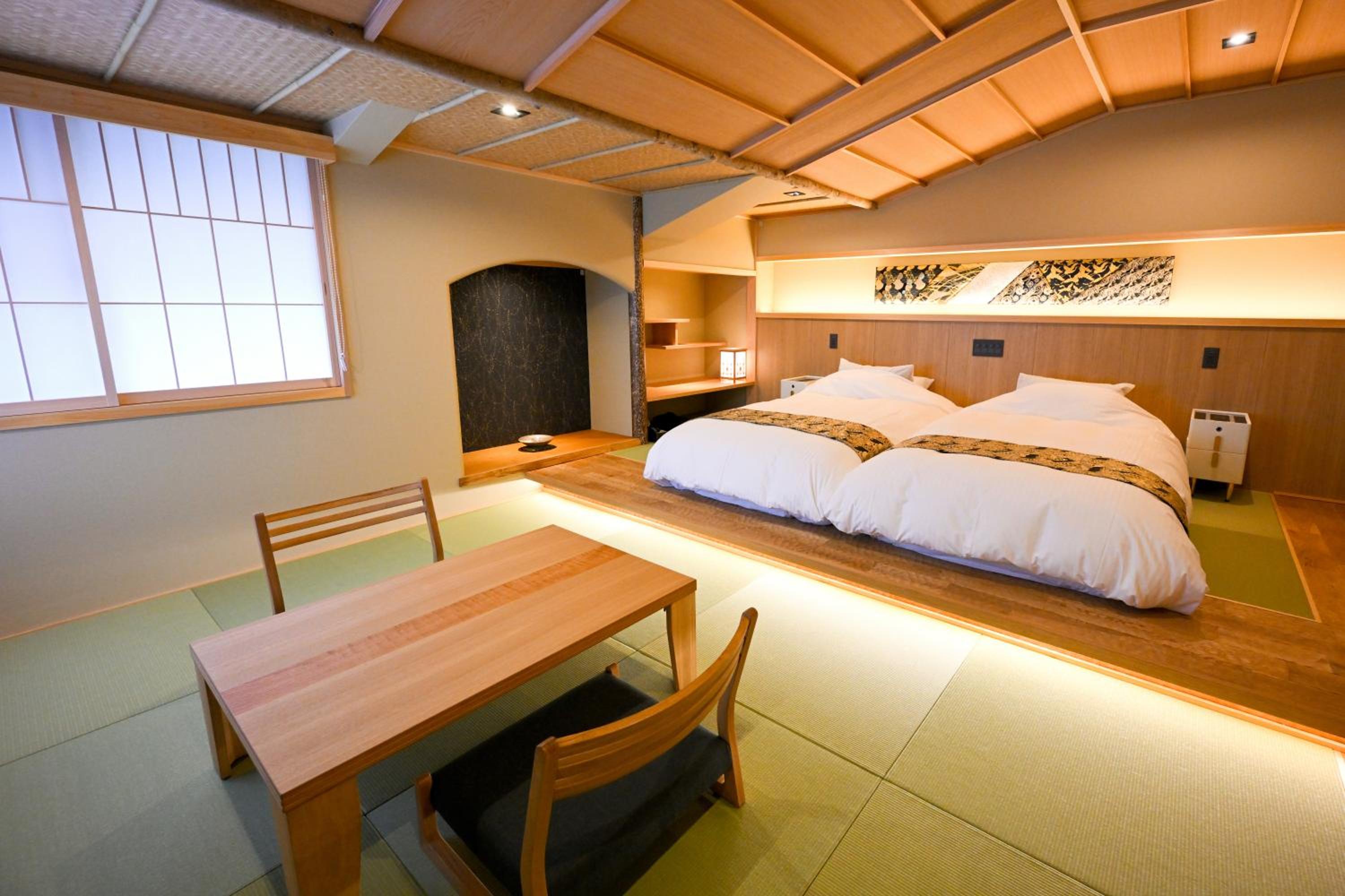Suite Room - "Kinran "