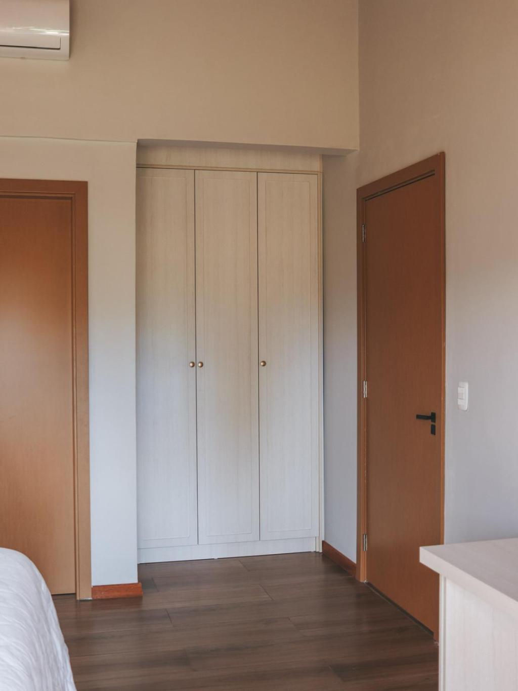 Deluxe Suite with Spa Bath photo 2