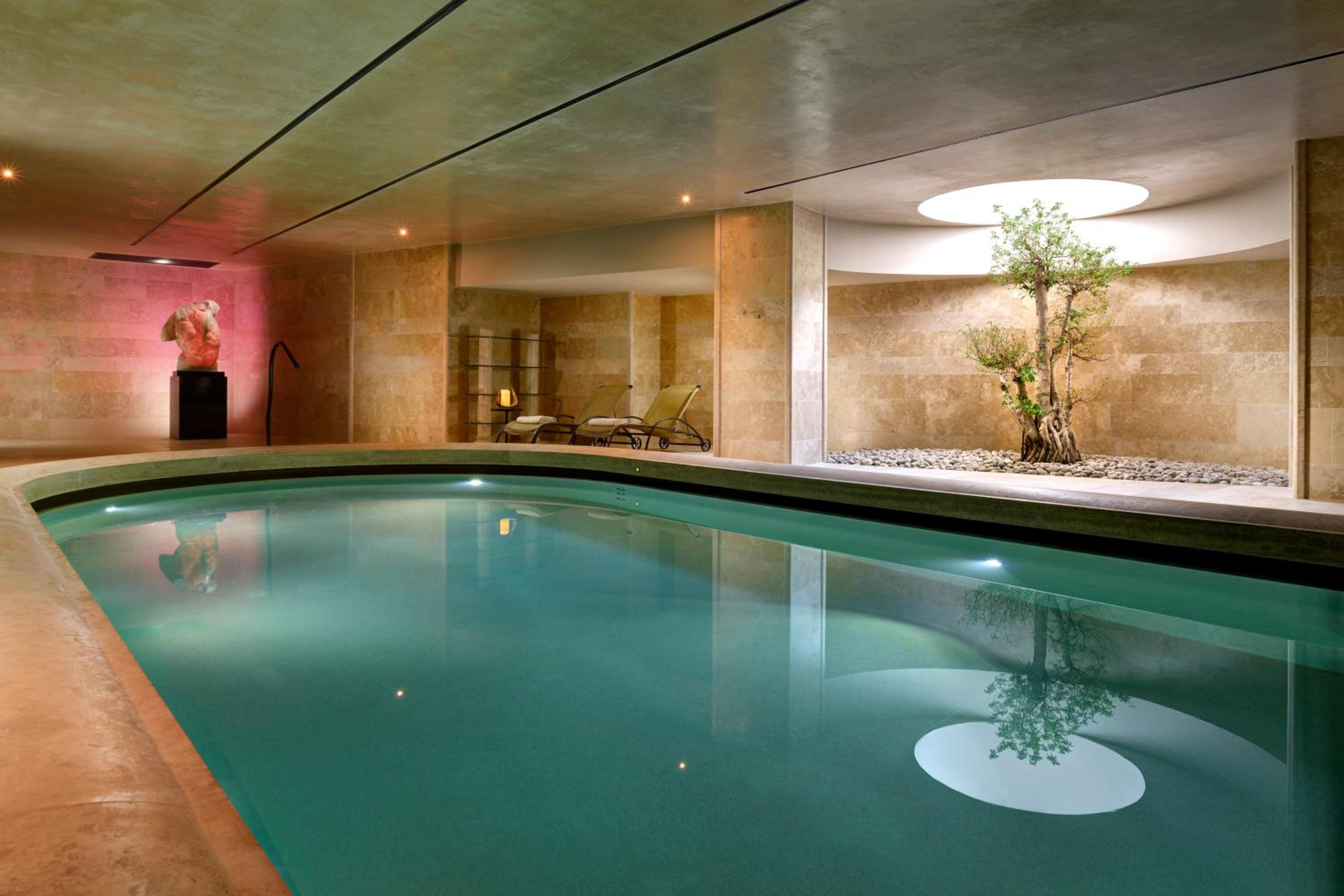 Deluxe Double Room with Spa Package