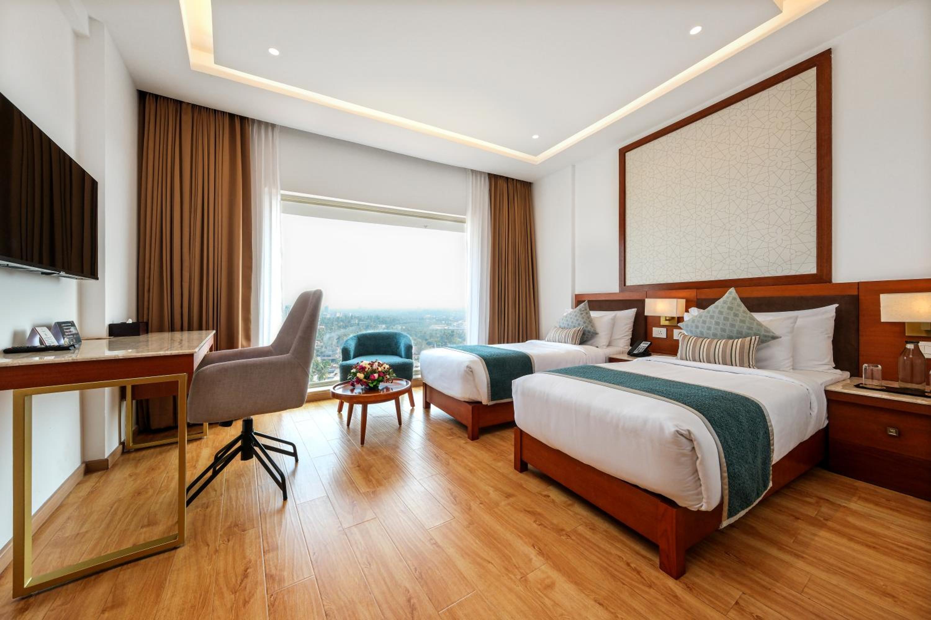 Deluxe Twin Room - Photo 3
