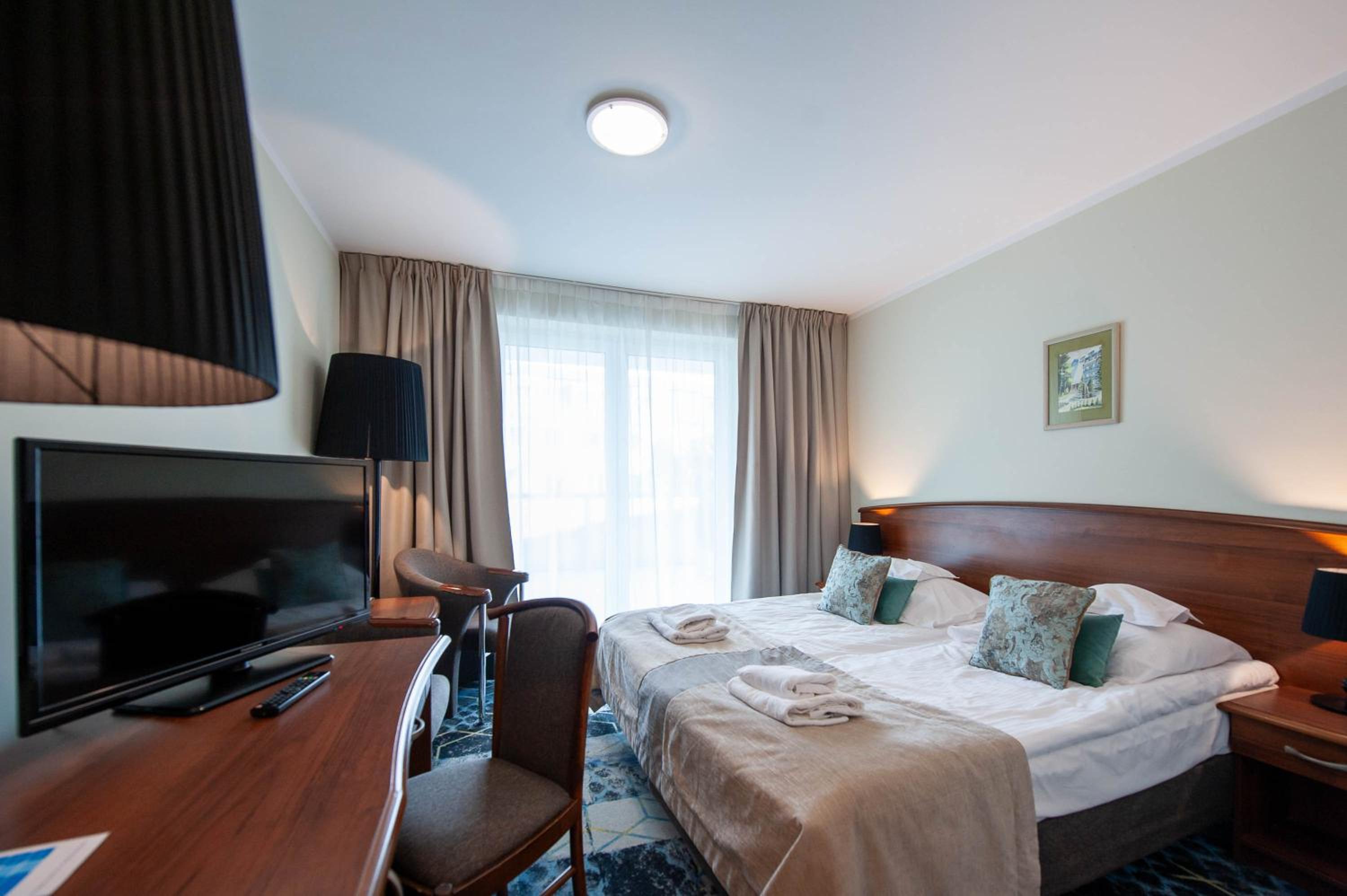 Double Room with Balcony - Photo 4