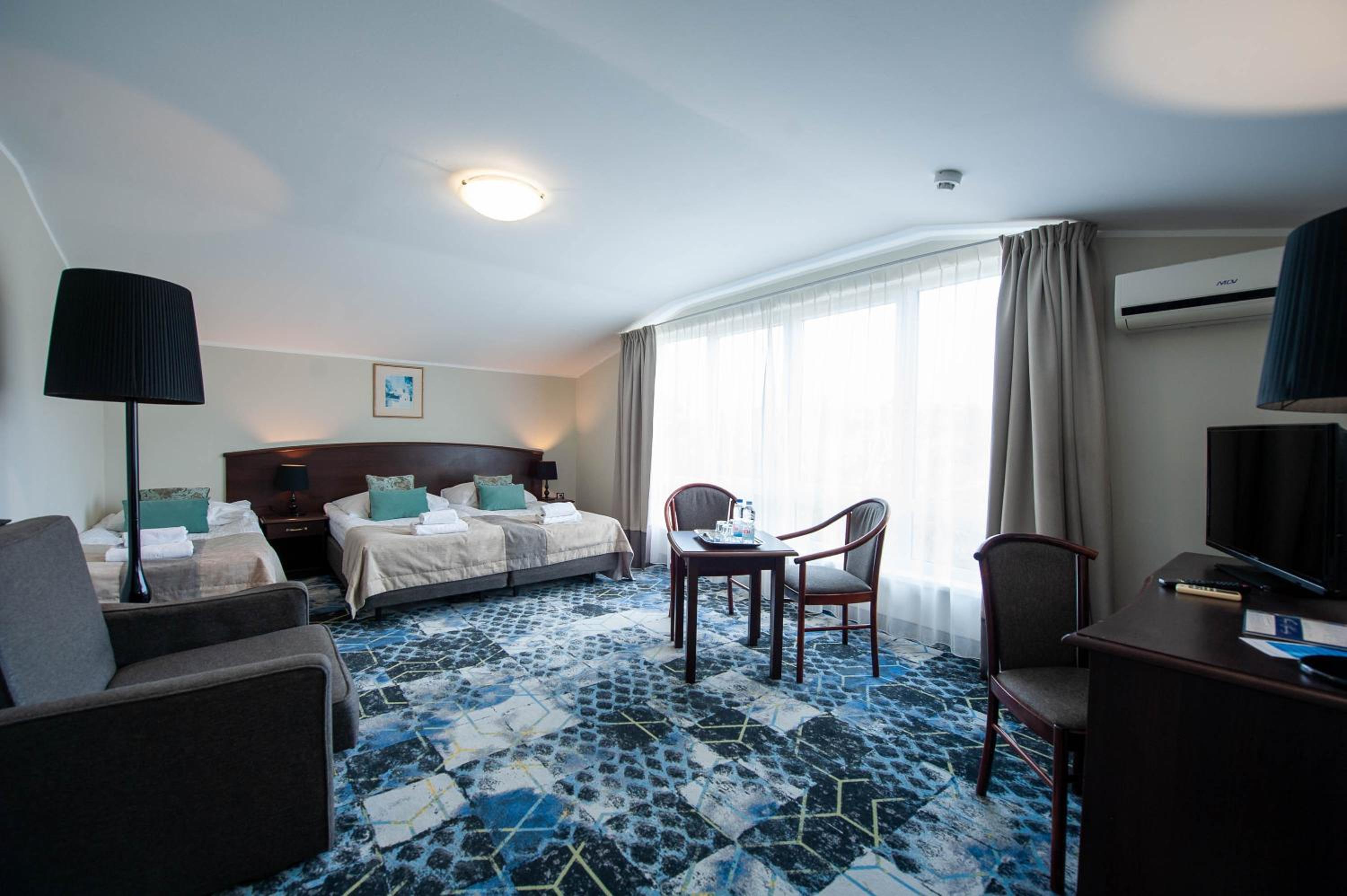Double Room - Disability Access - Photo 2