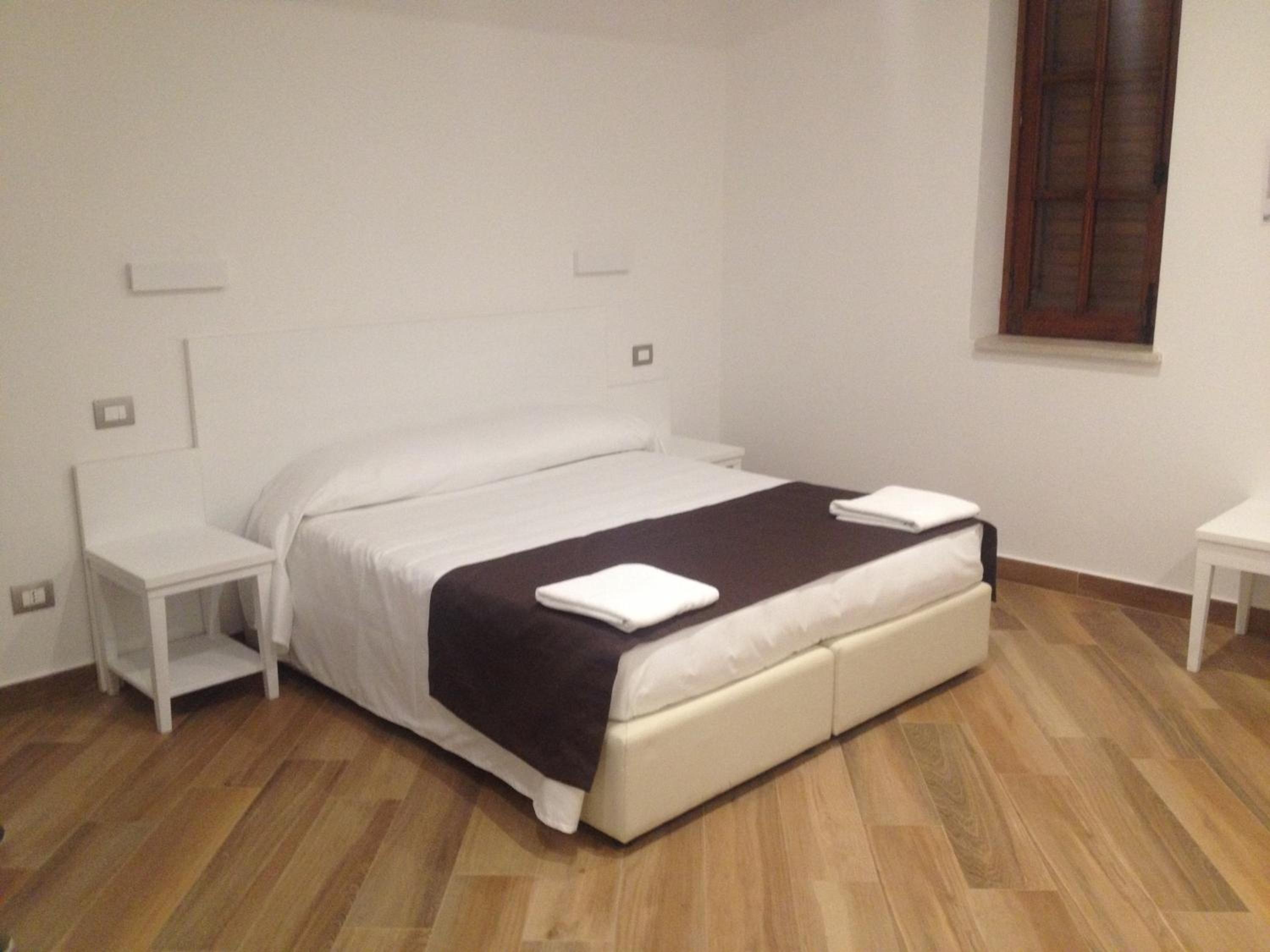 Double or Twin Room photo 1