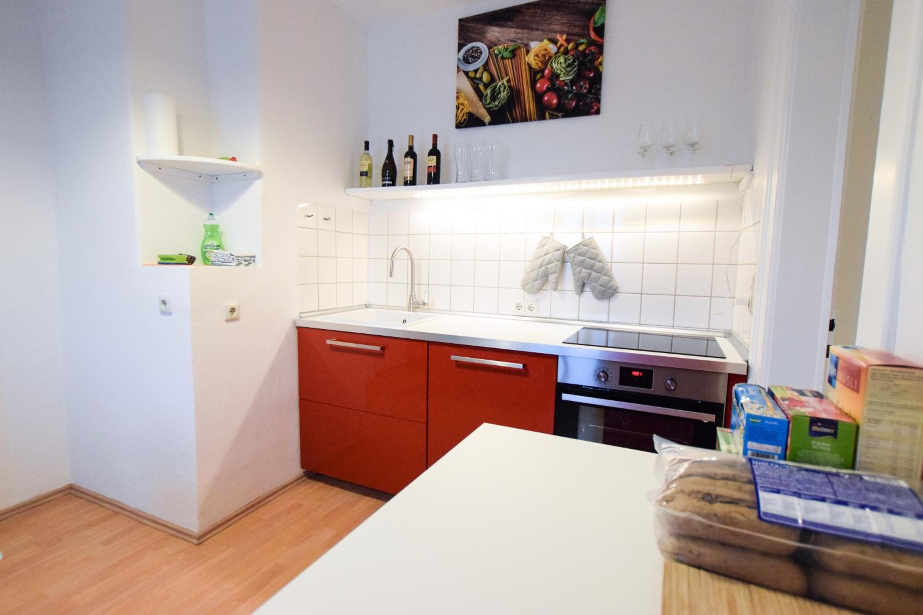Three-Bedroom Apartment - Photo 15