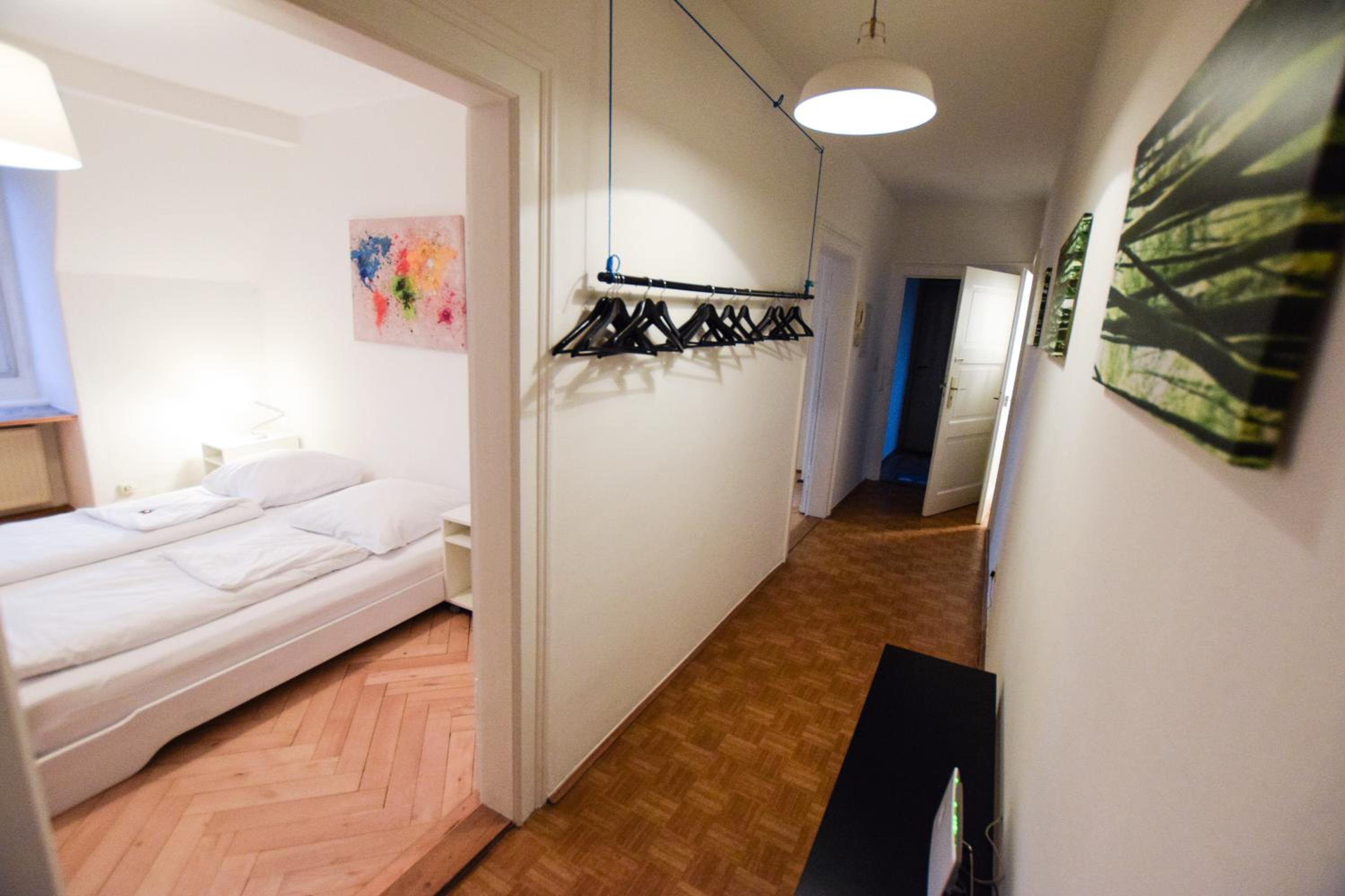 Three-Bedroom Apartment - Photo 6