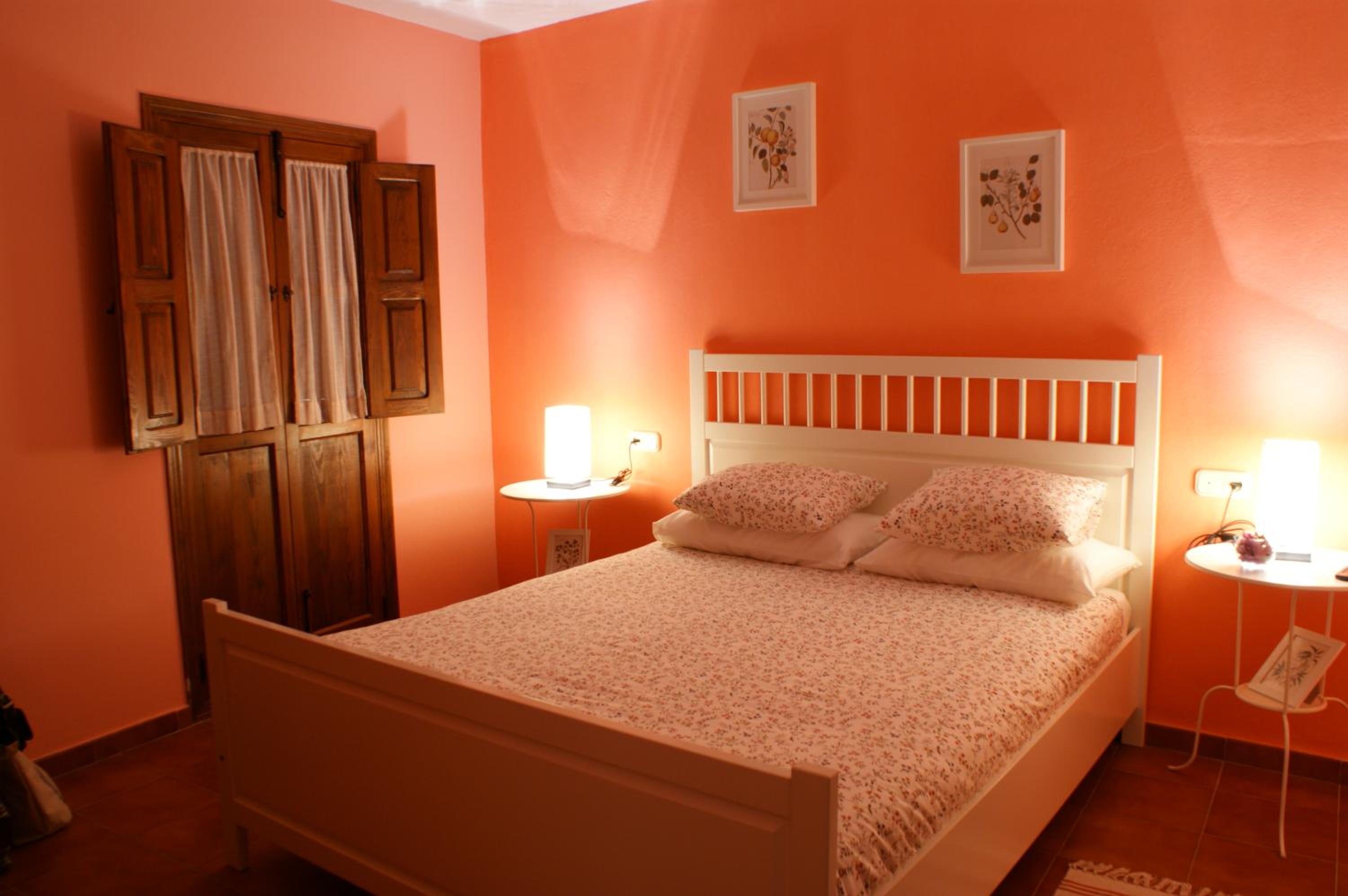 Double or Twin Room - Photo 5