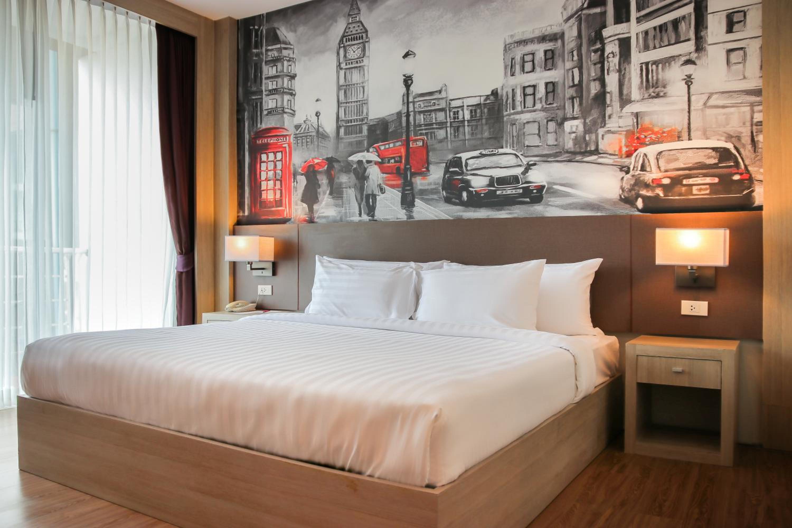 Standard King Room photo 1
