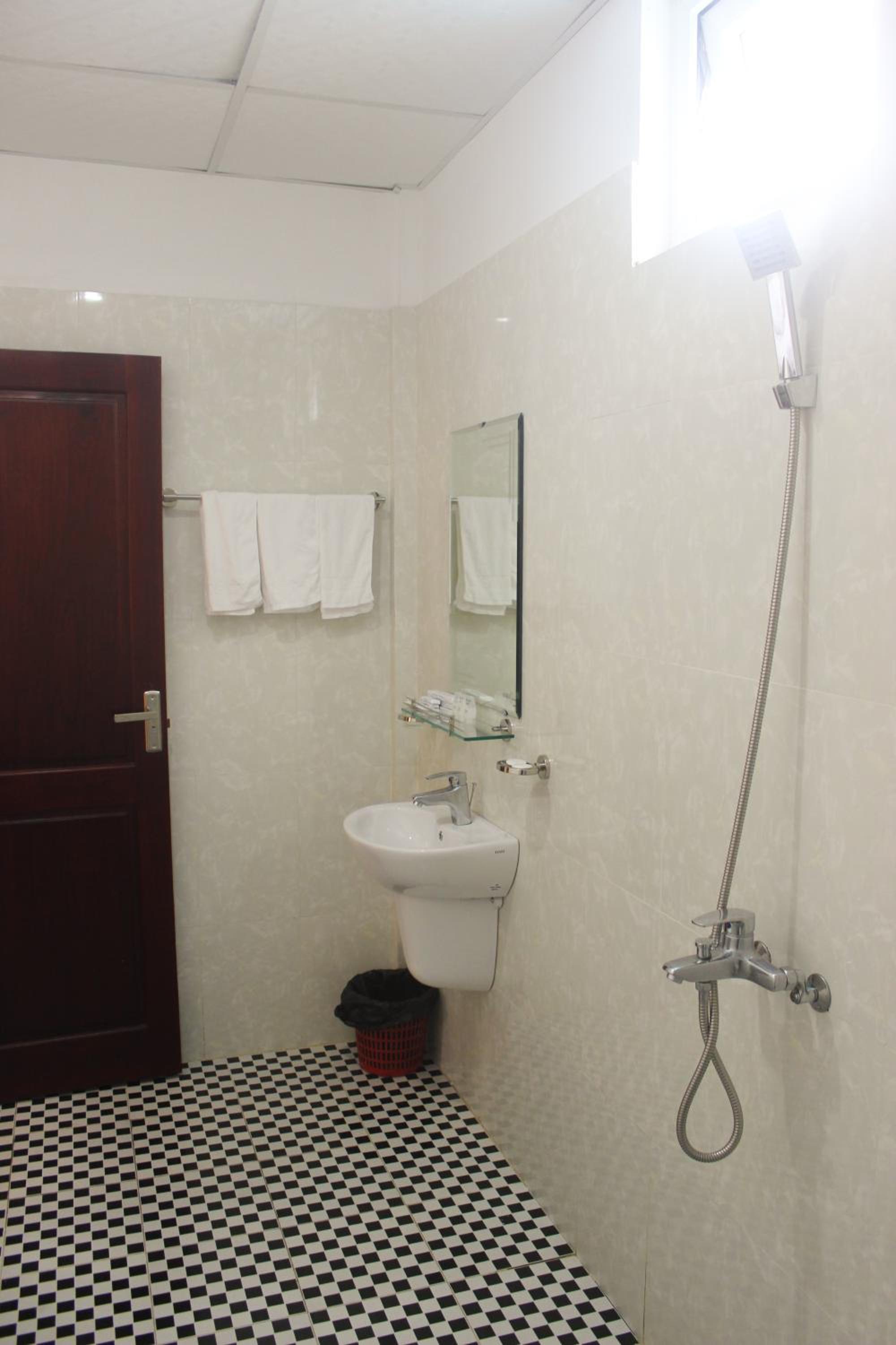 Deluxe Triple Room photo 2