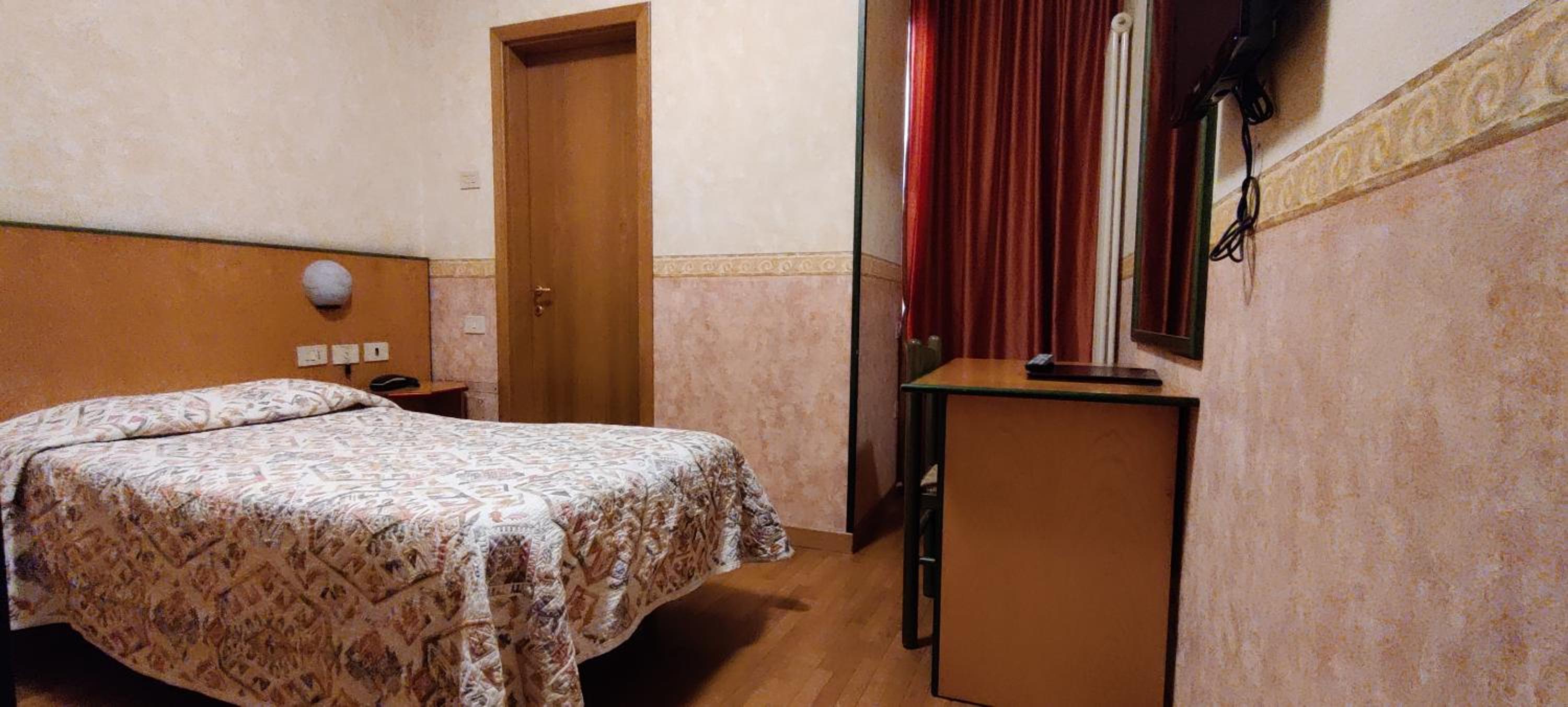 Economy Double or Twin Room