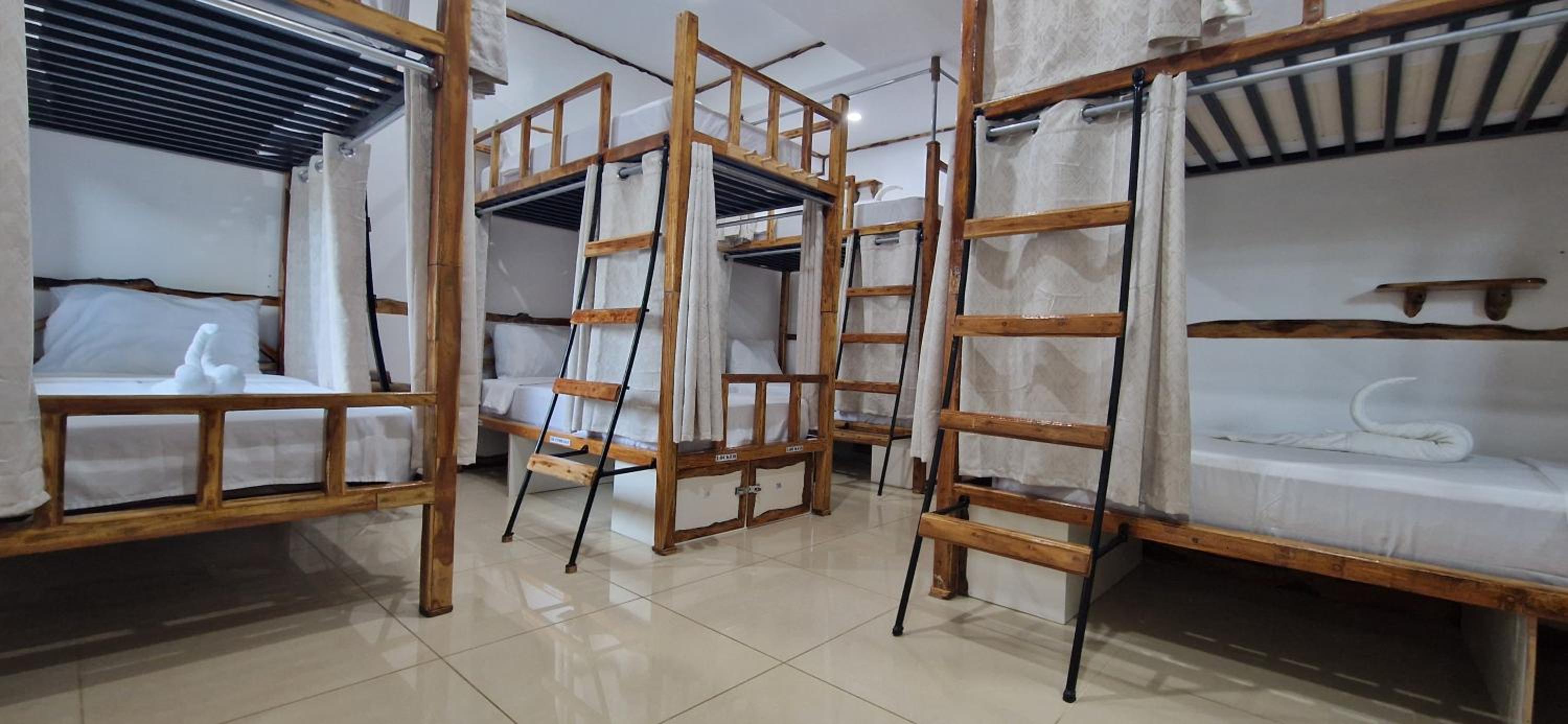Bed in 8-Bed Mixed Dormitory Room