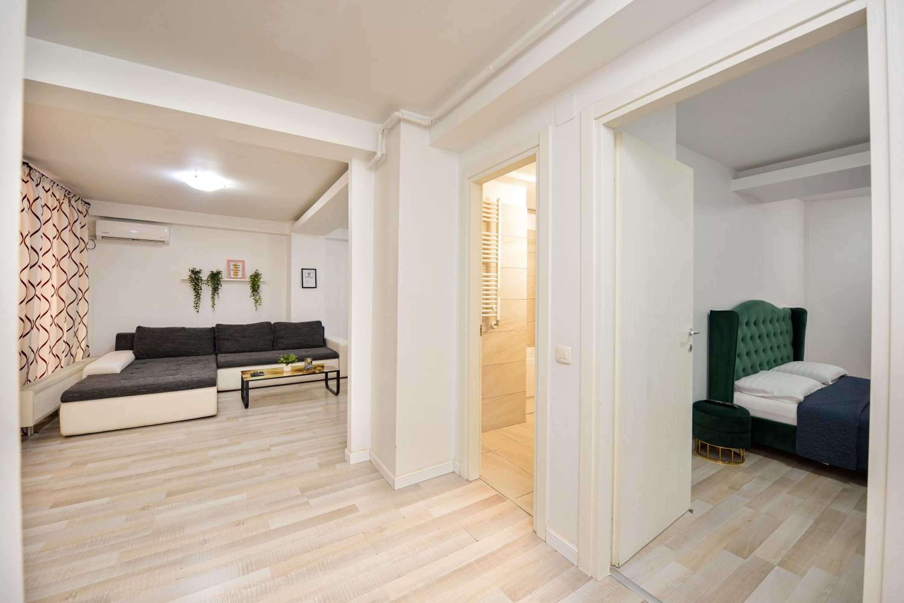 Superior Apartment with Balcony