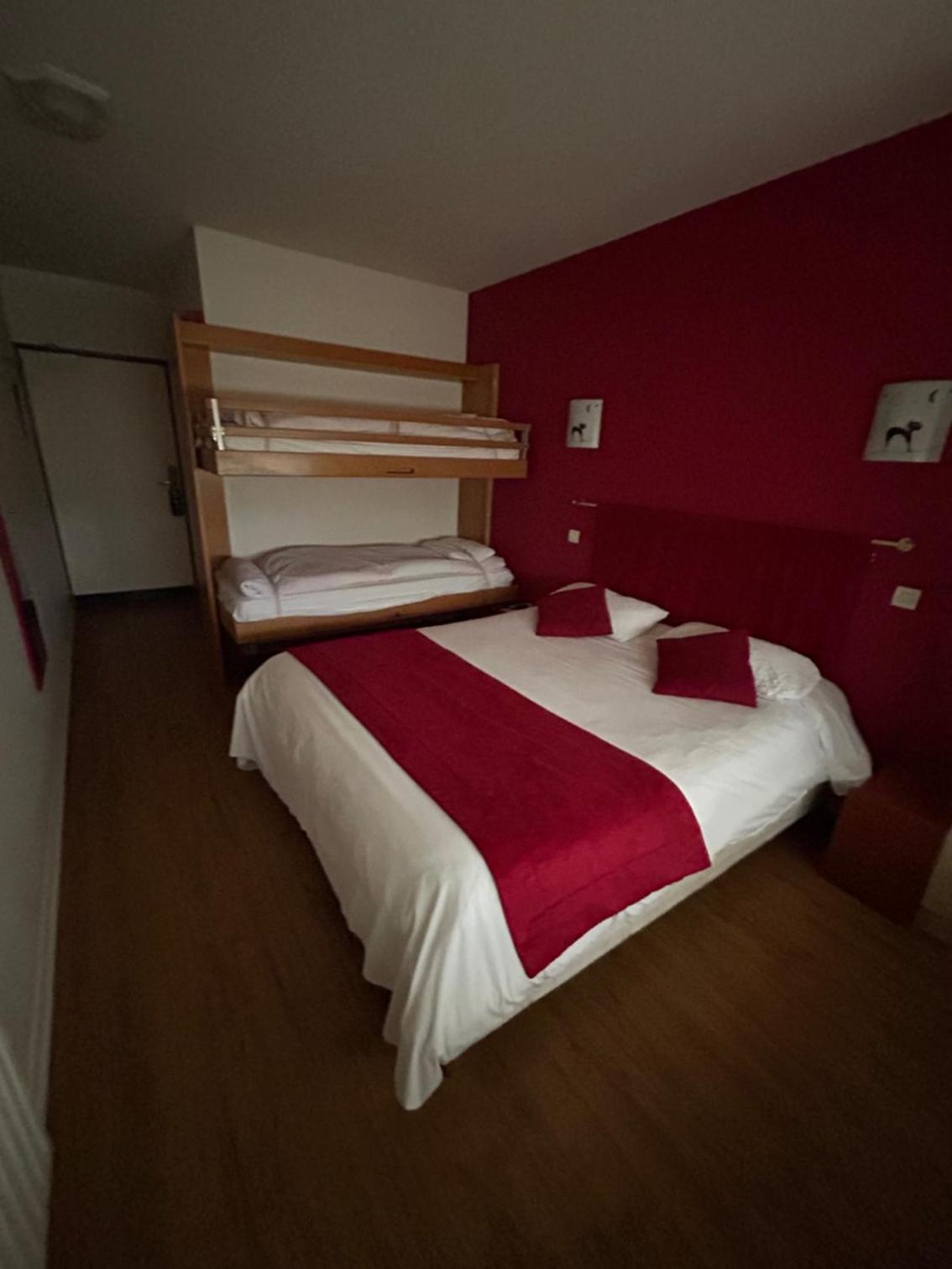 Triple Room - Photo 1