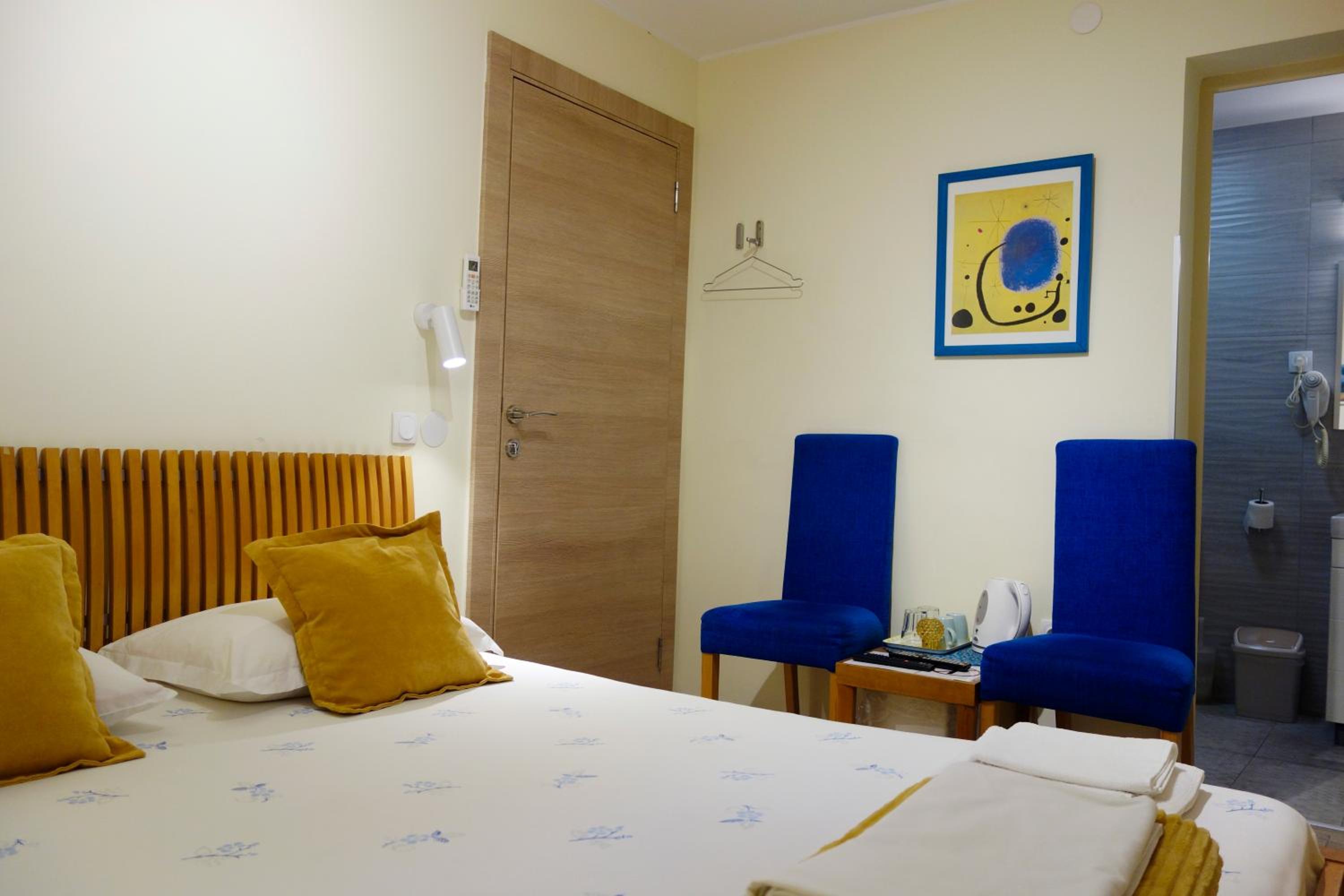 Queen Room
