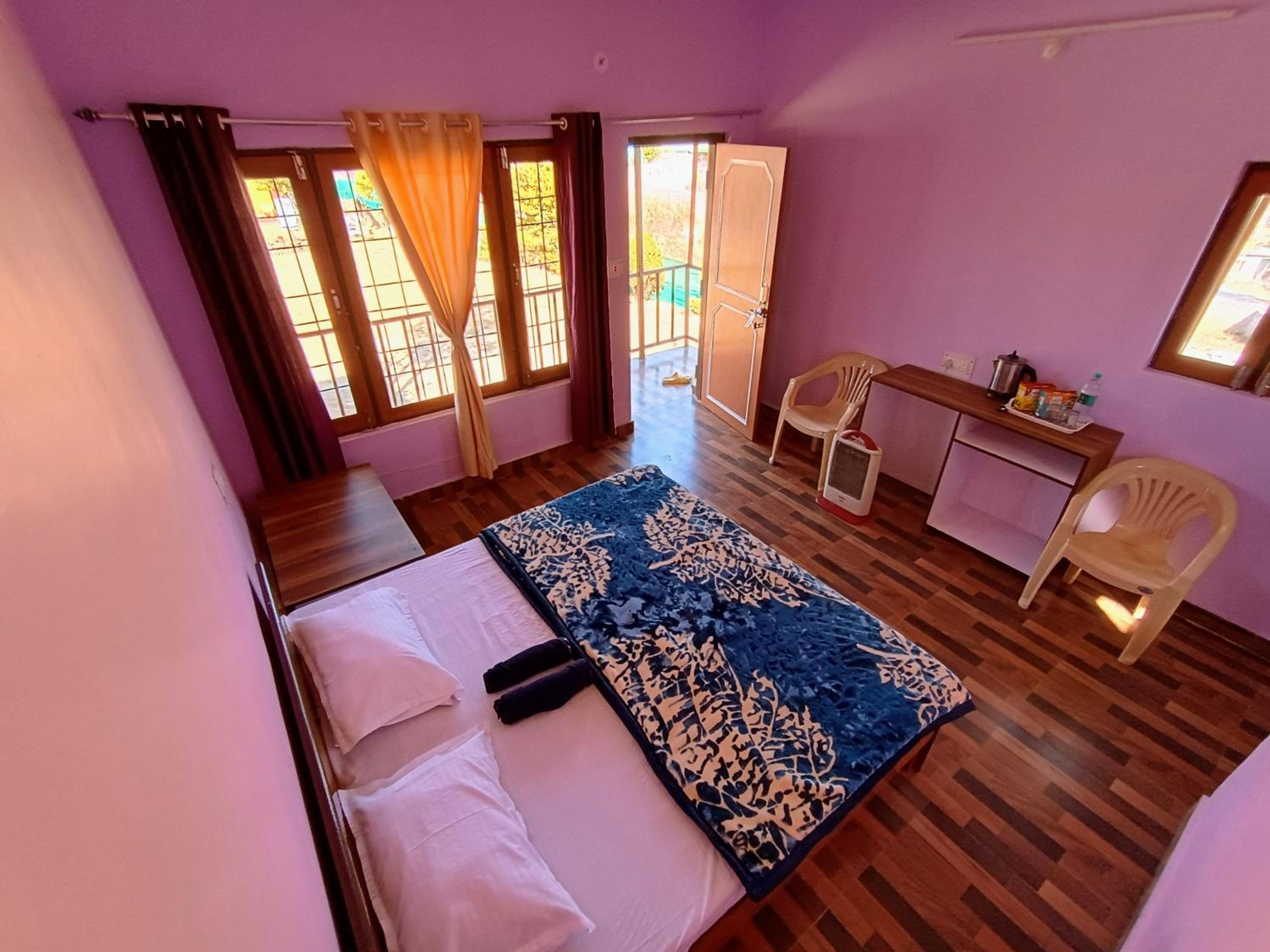 Double Room with Private Bathroom