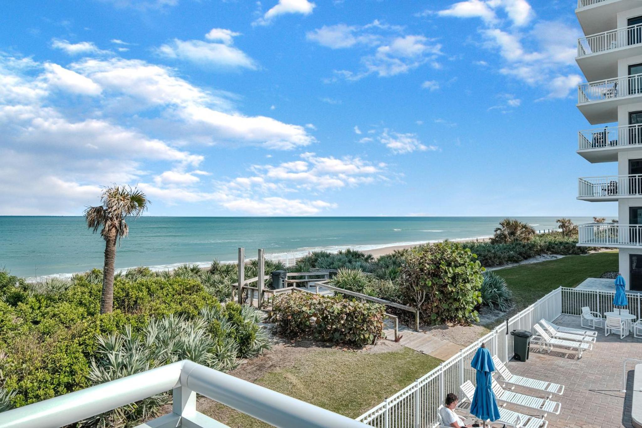 Apartment with Sea View photo 2