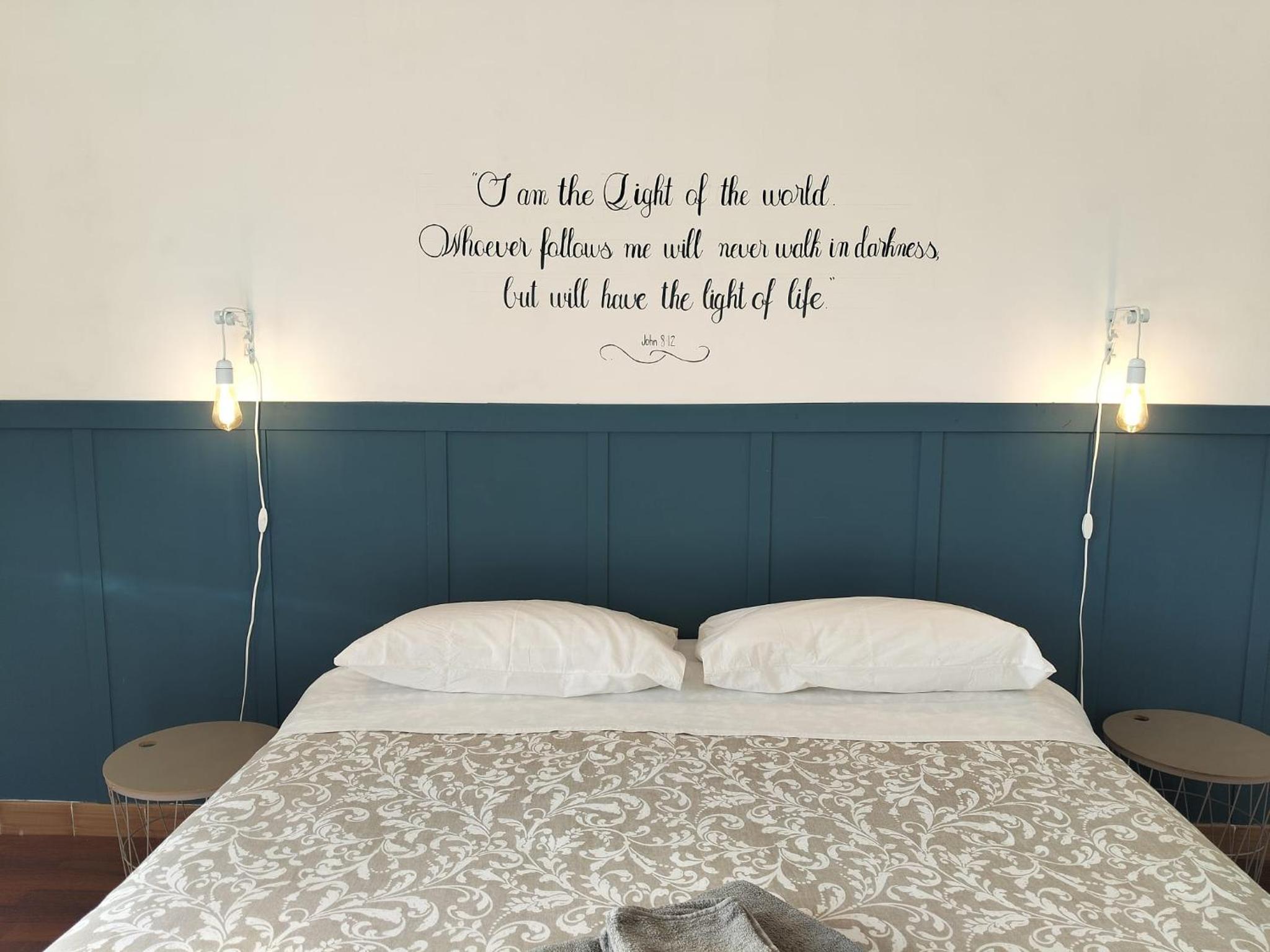 Large Double Room photo 1