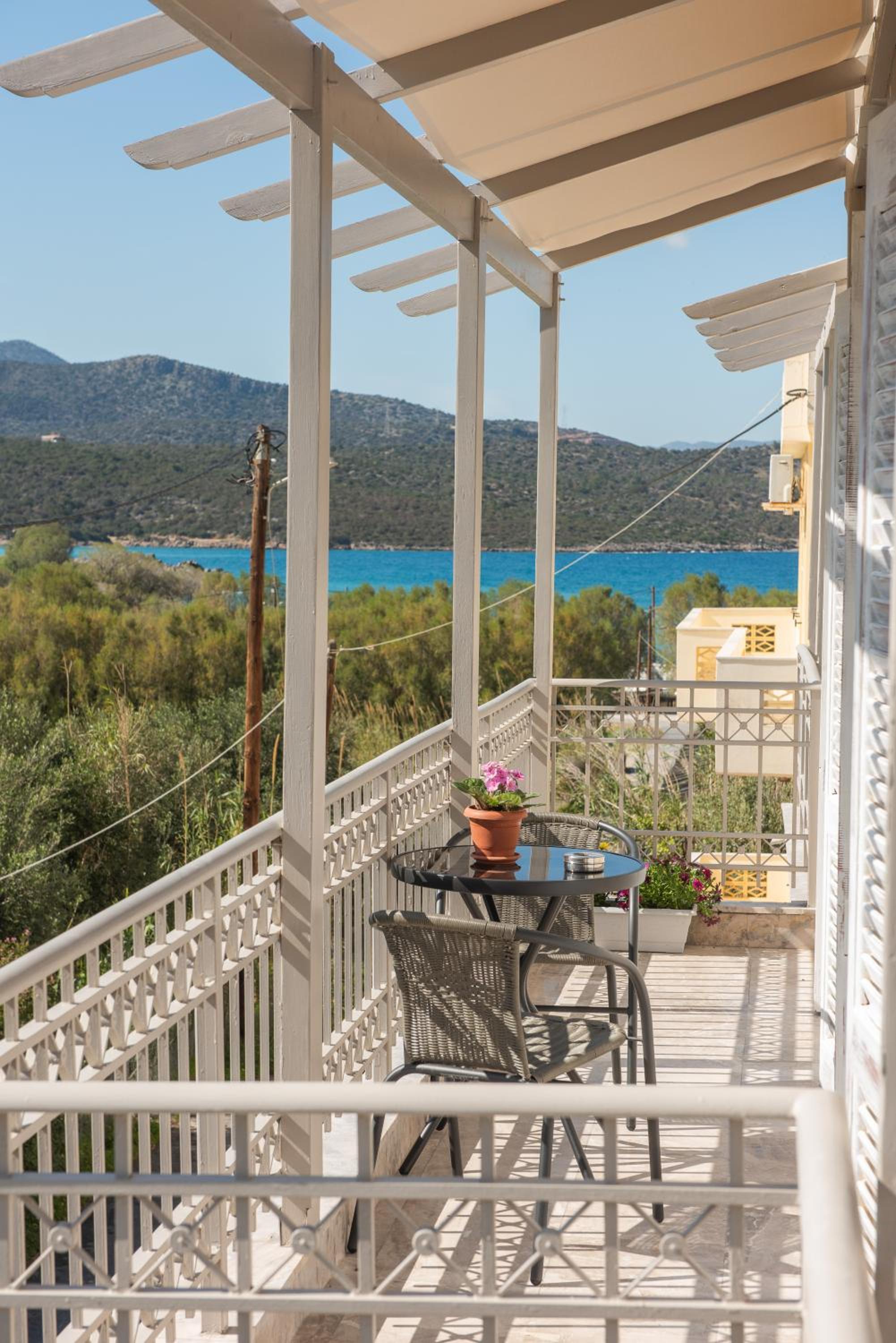 Two-Bedroom Deluxe Apartment with Balcony
