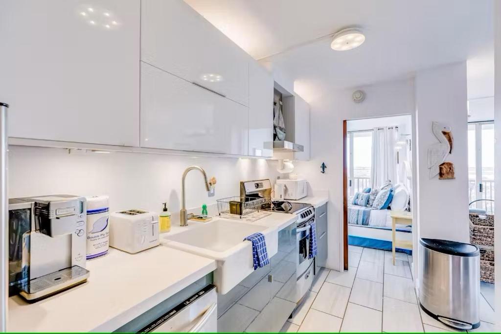 514 Harbor-view Beachfront Heated Pool 1Bed 1 Bath