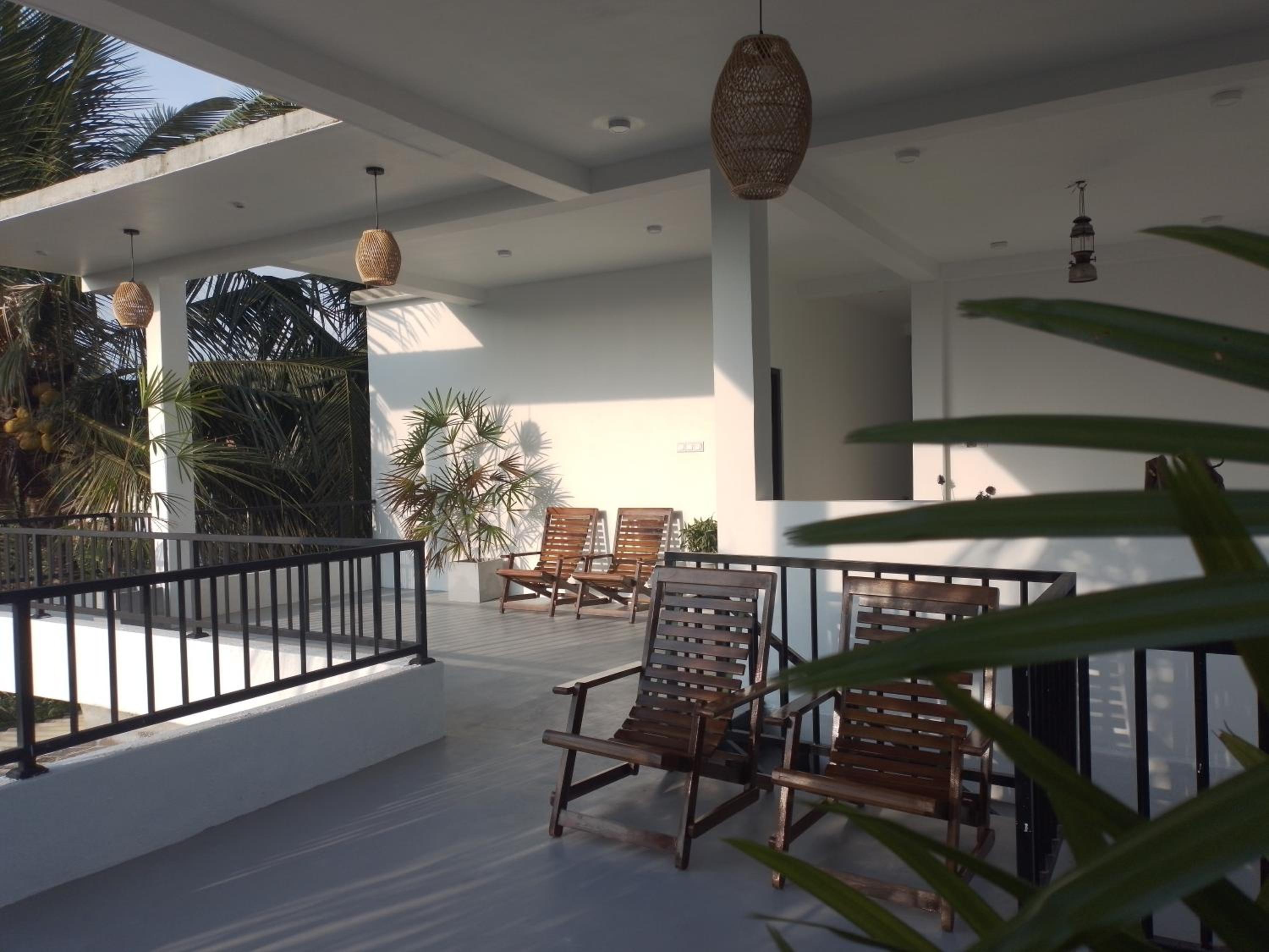 Deluxe Double Room with Balcony photo 2