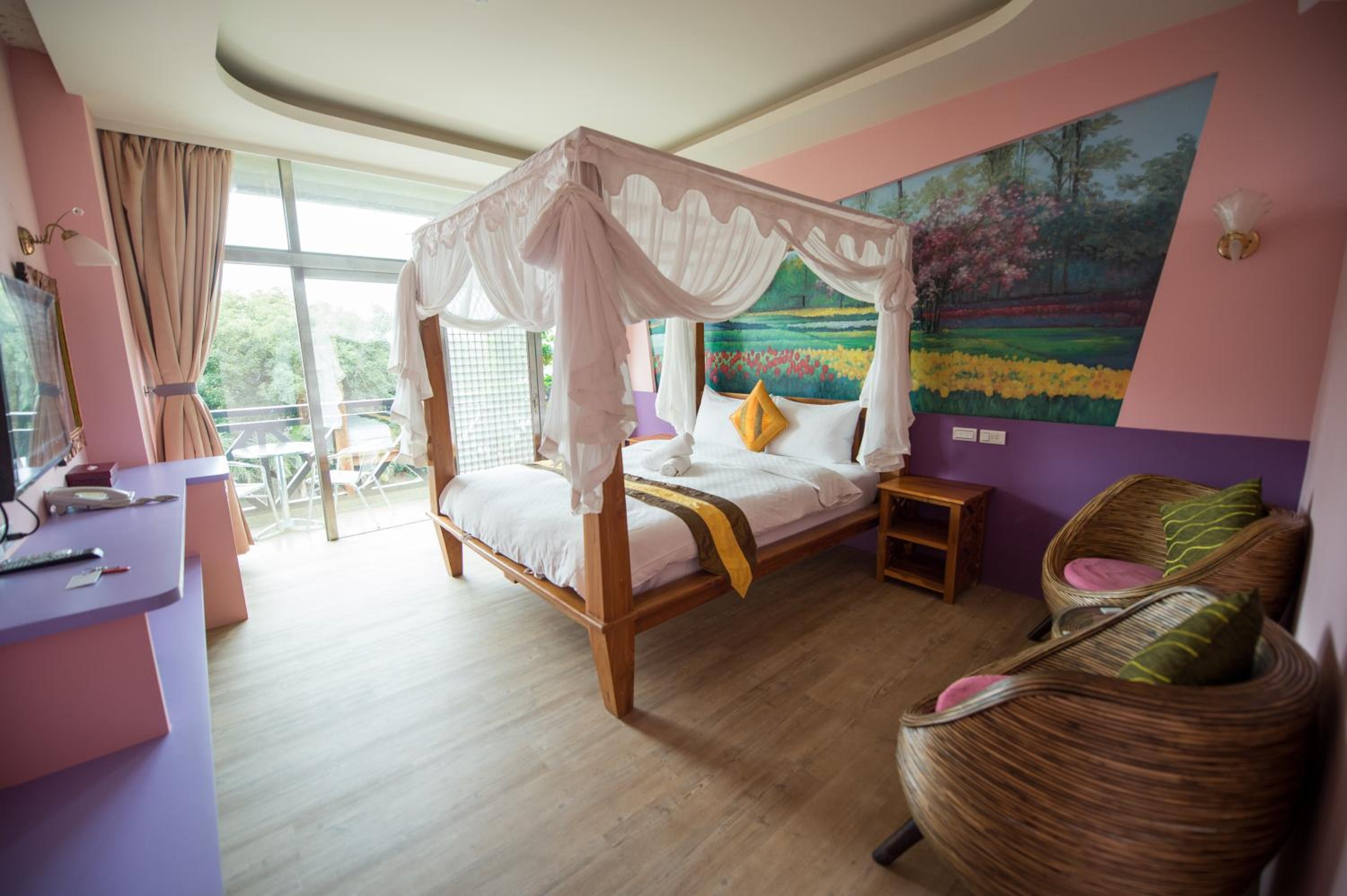 Classic Double Room with Balcony photo 2