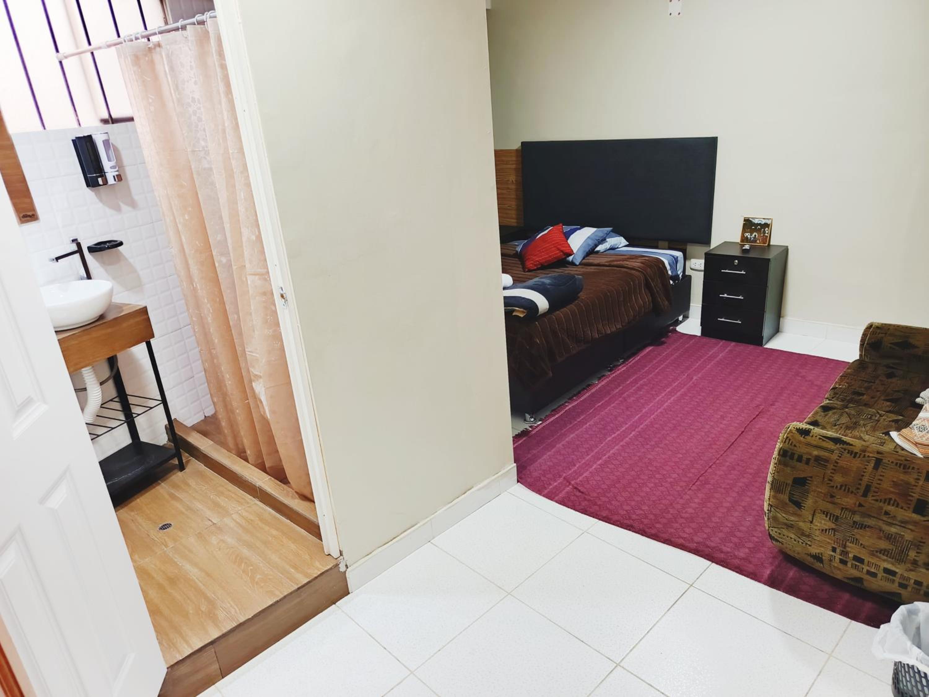Large Double Room photo 1