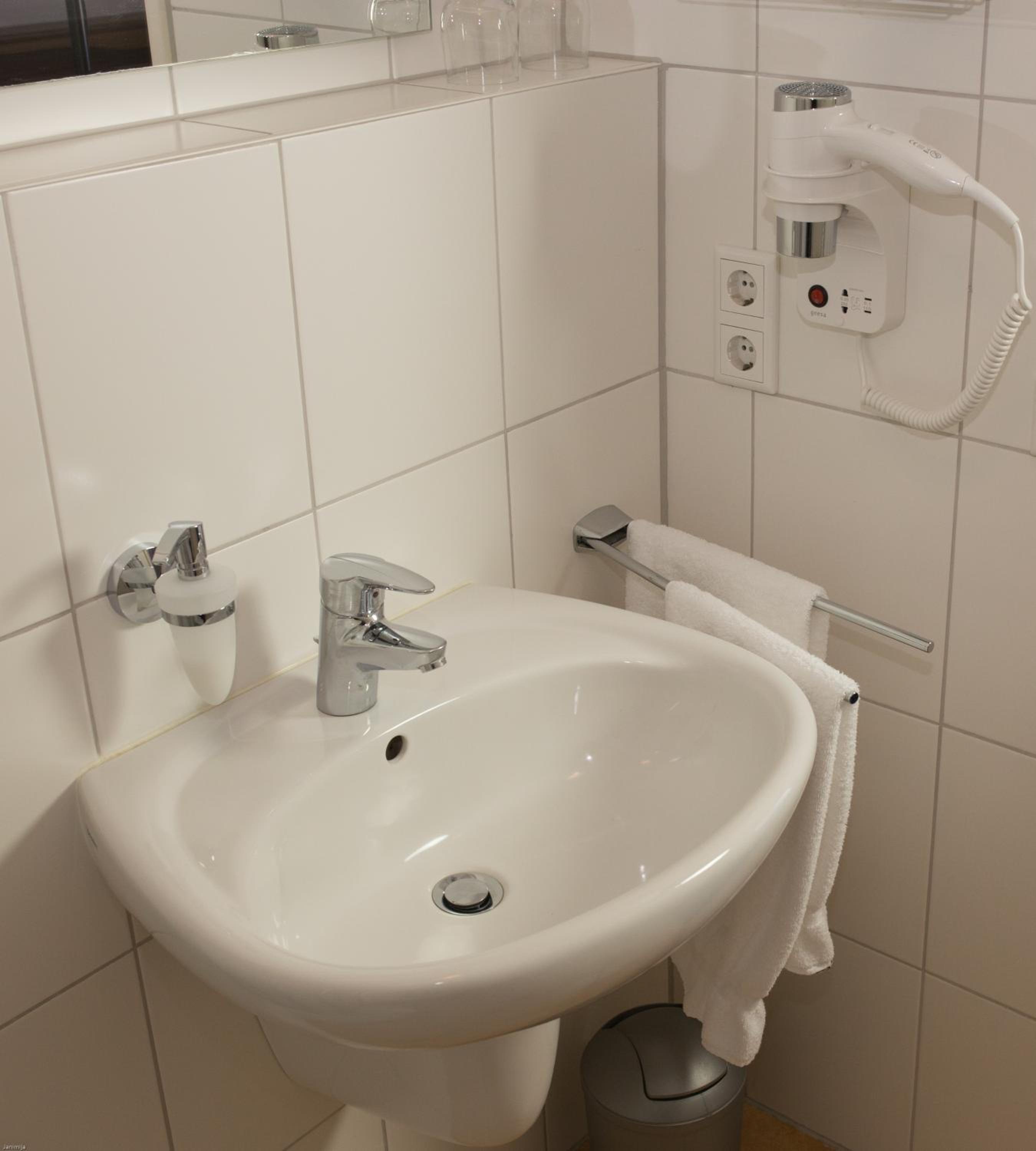 Standard Single Room photo 2