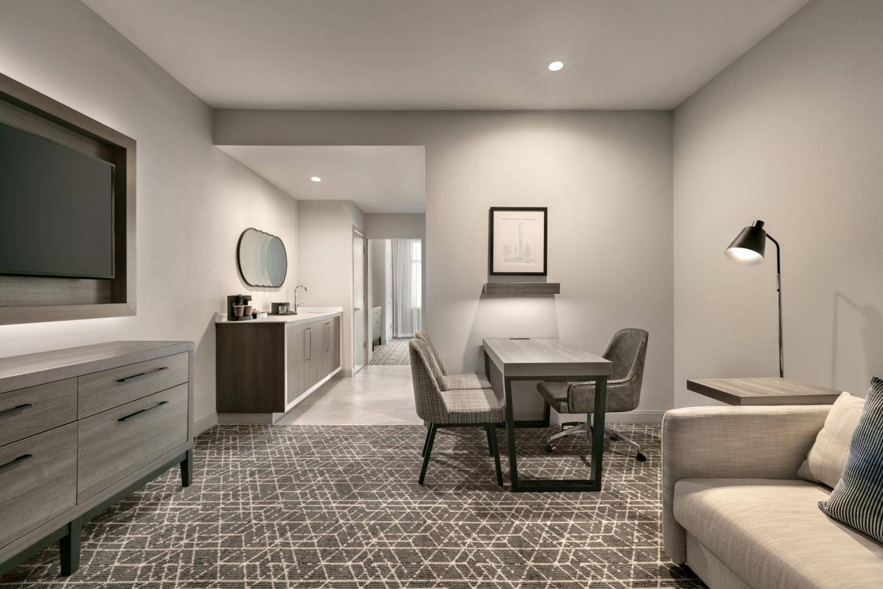 Two-Room King Suite - Hearing Access - Photo 4