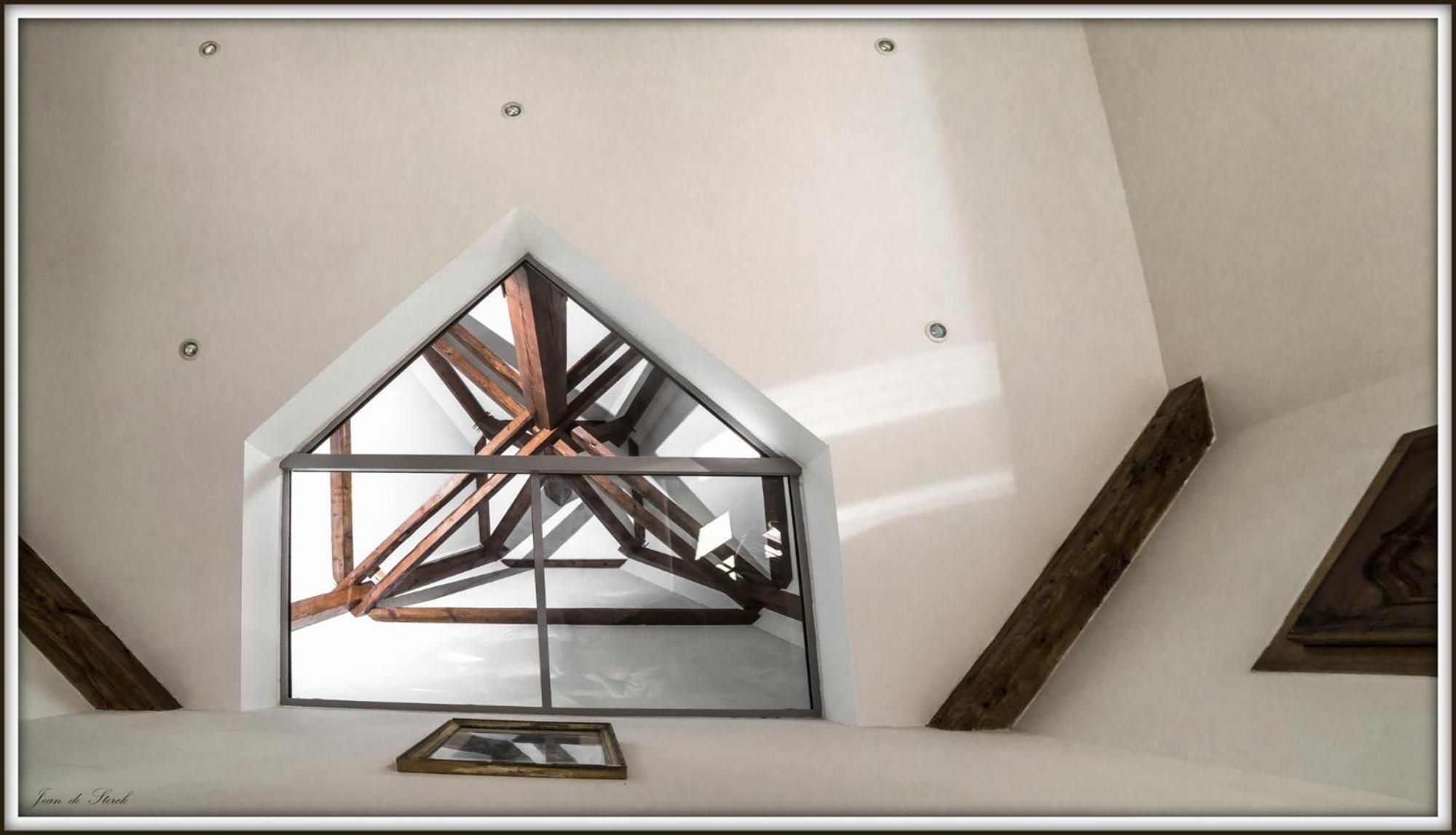 One-Bedroom Suite - Photo 2