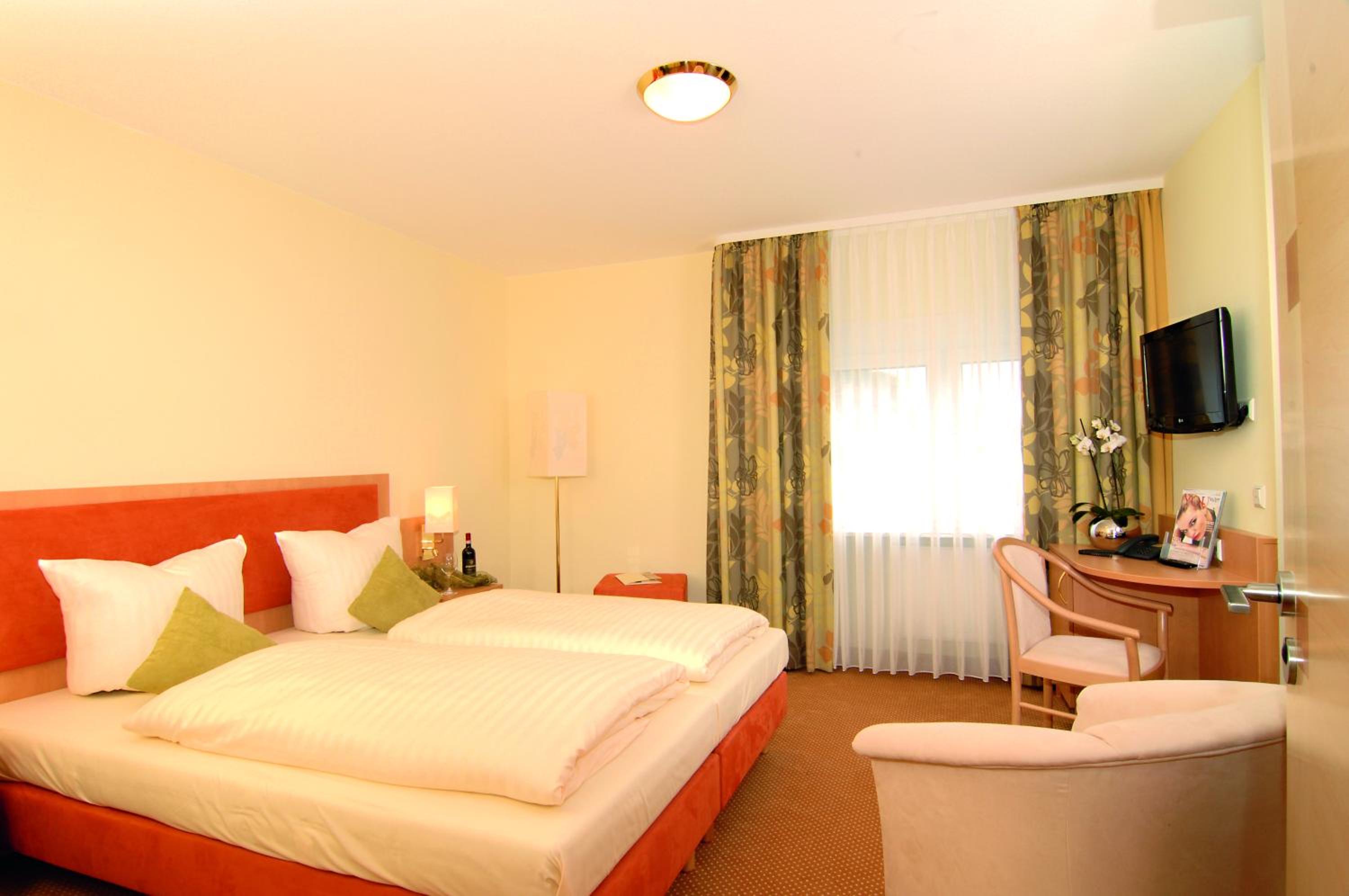 Classic Double Room - Photo 6