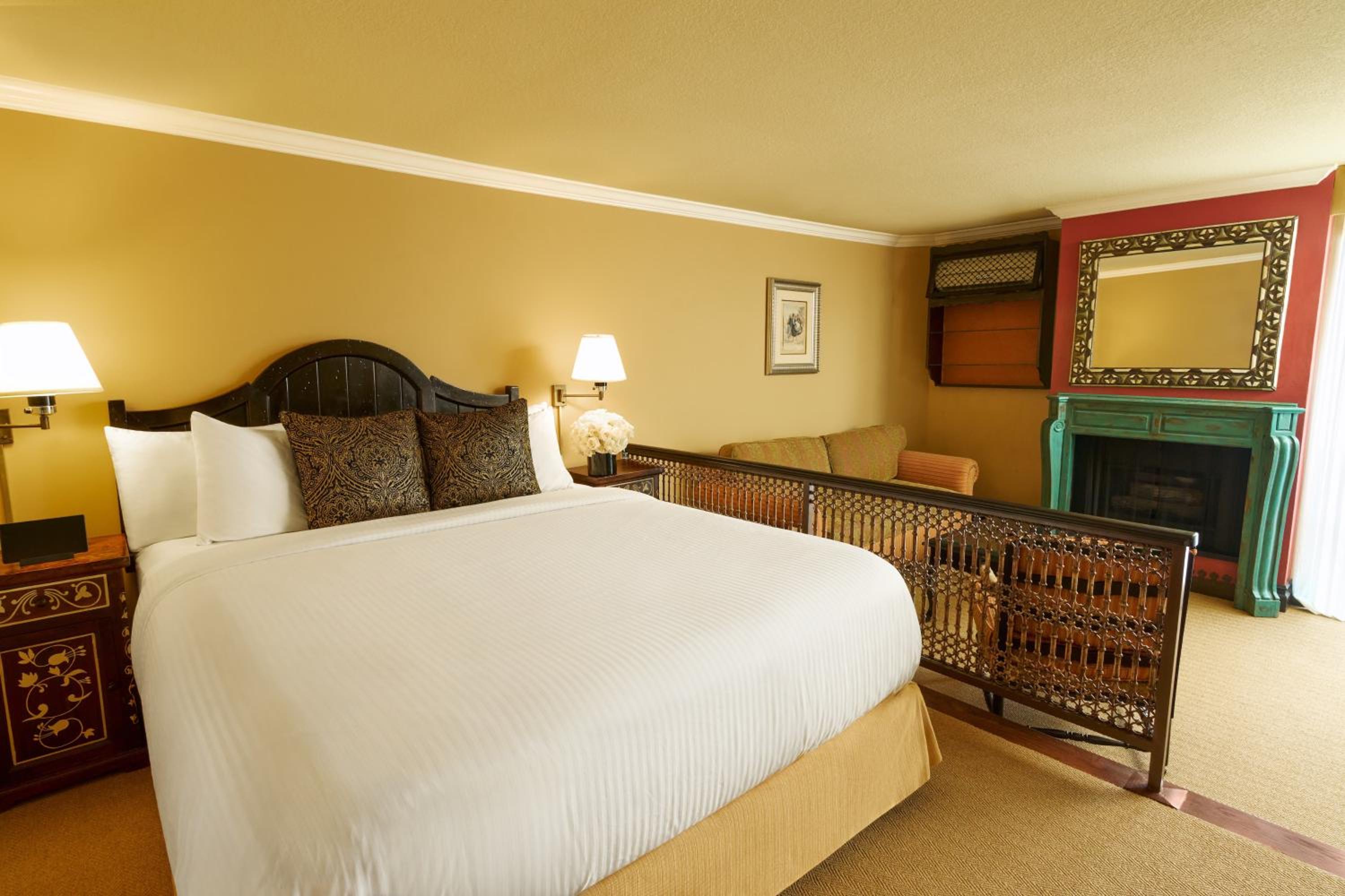 Junior King Suite