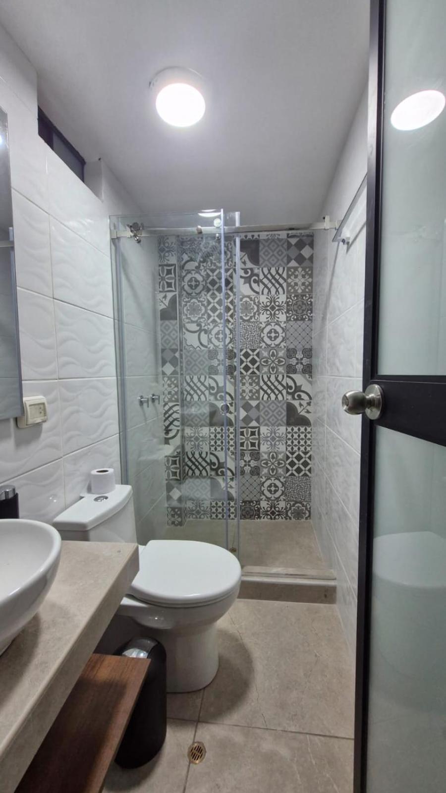 Twin Room with Private Bathroom photo 1