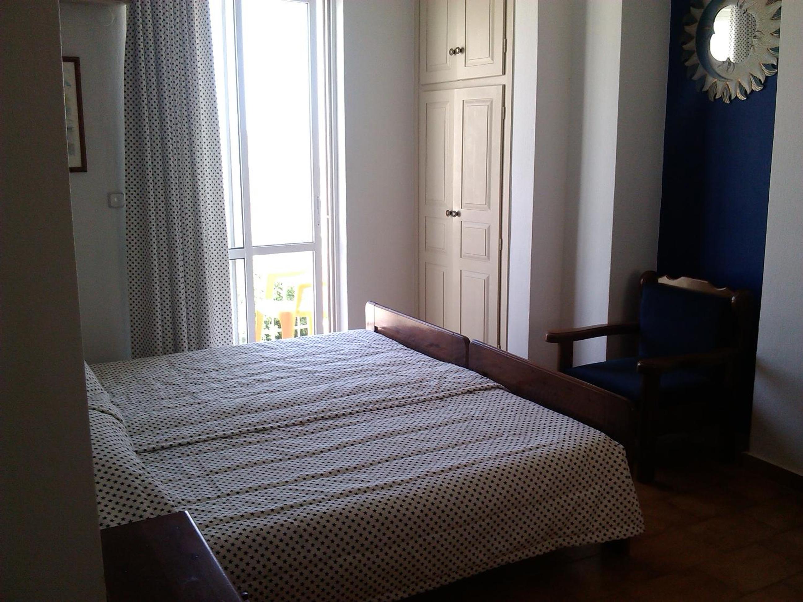 Studio with Sea View (2 Adults)