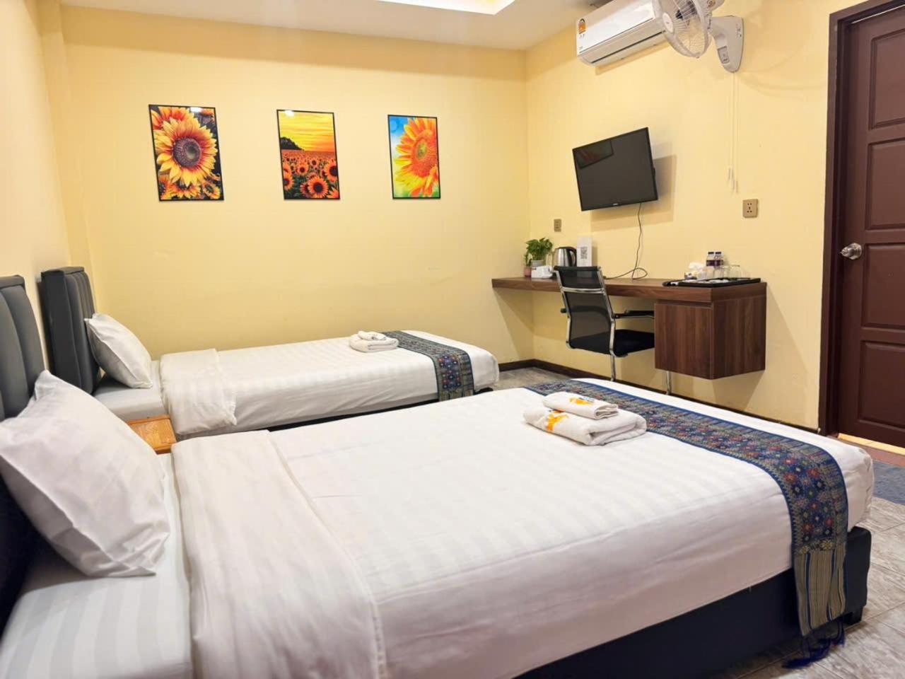 Twin Room photo 2