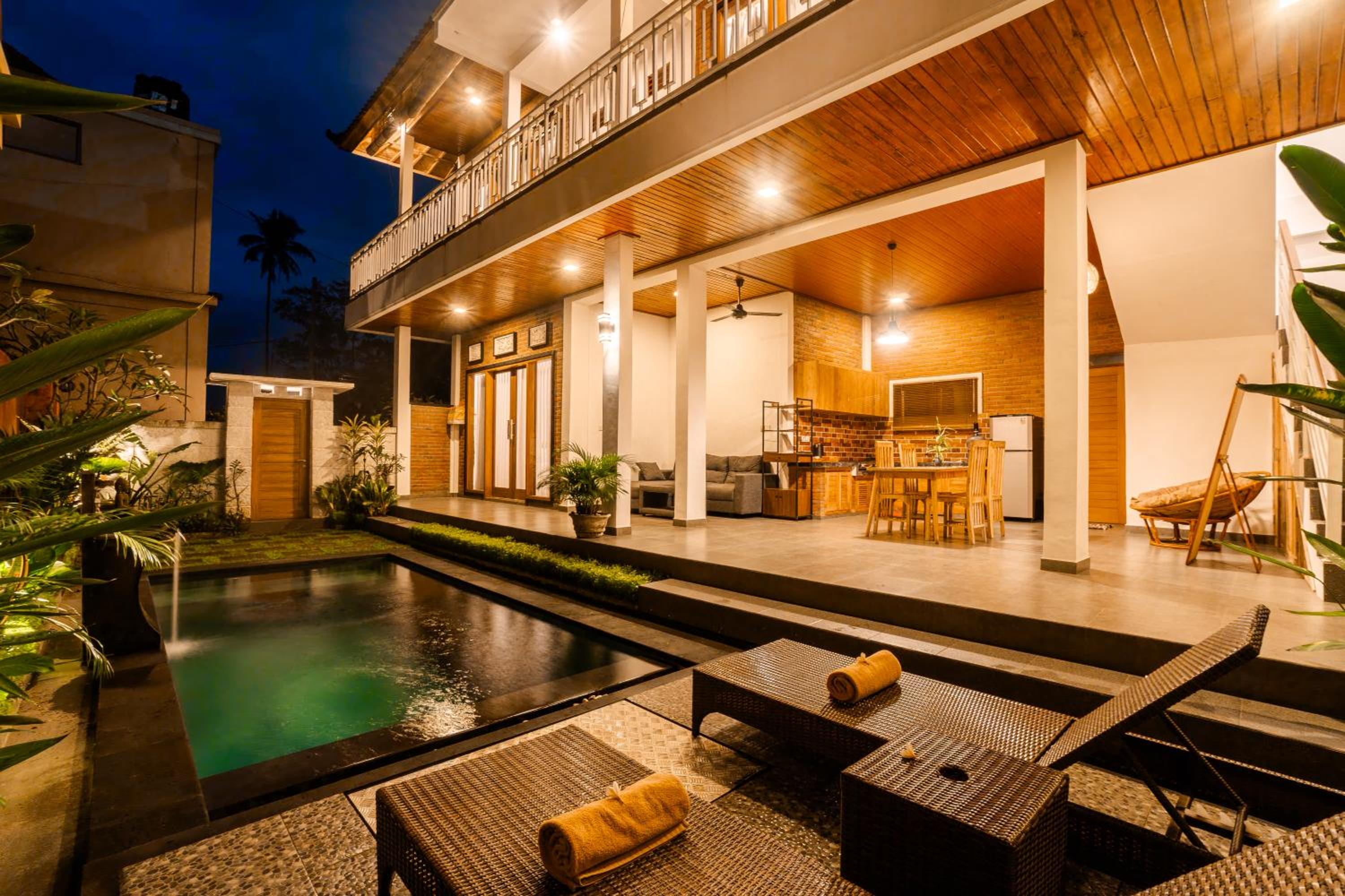 Three-Bedroom Villa photo 1