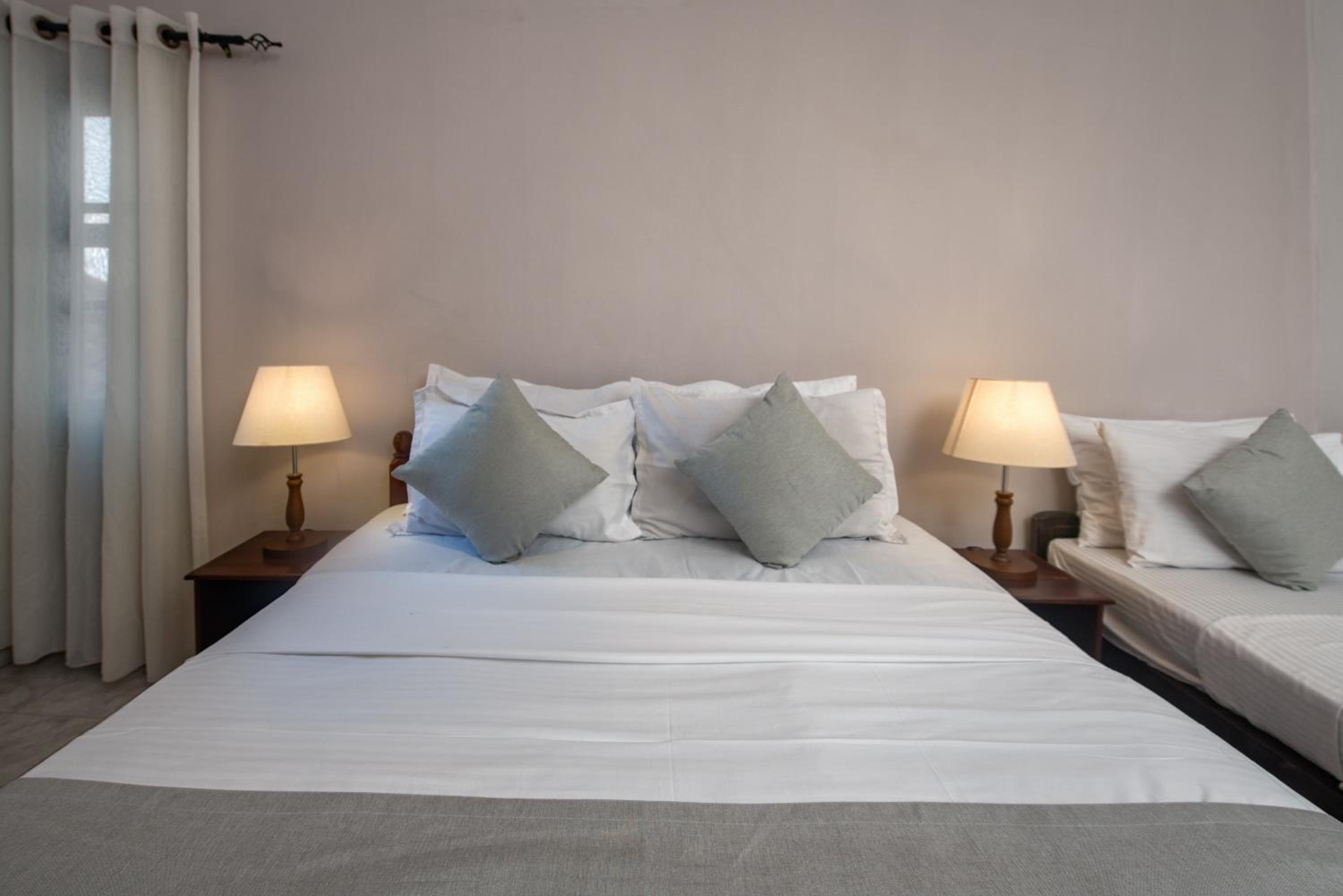 Standard Triple Room - Photo 6