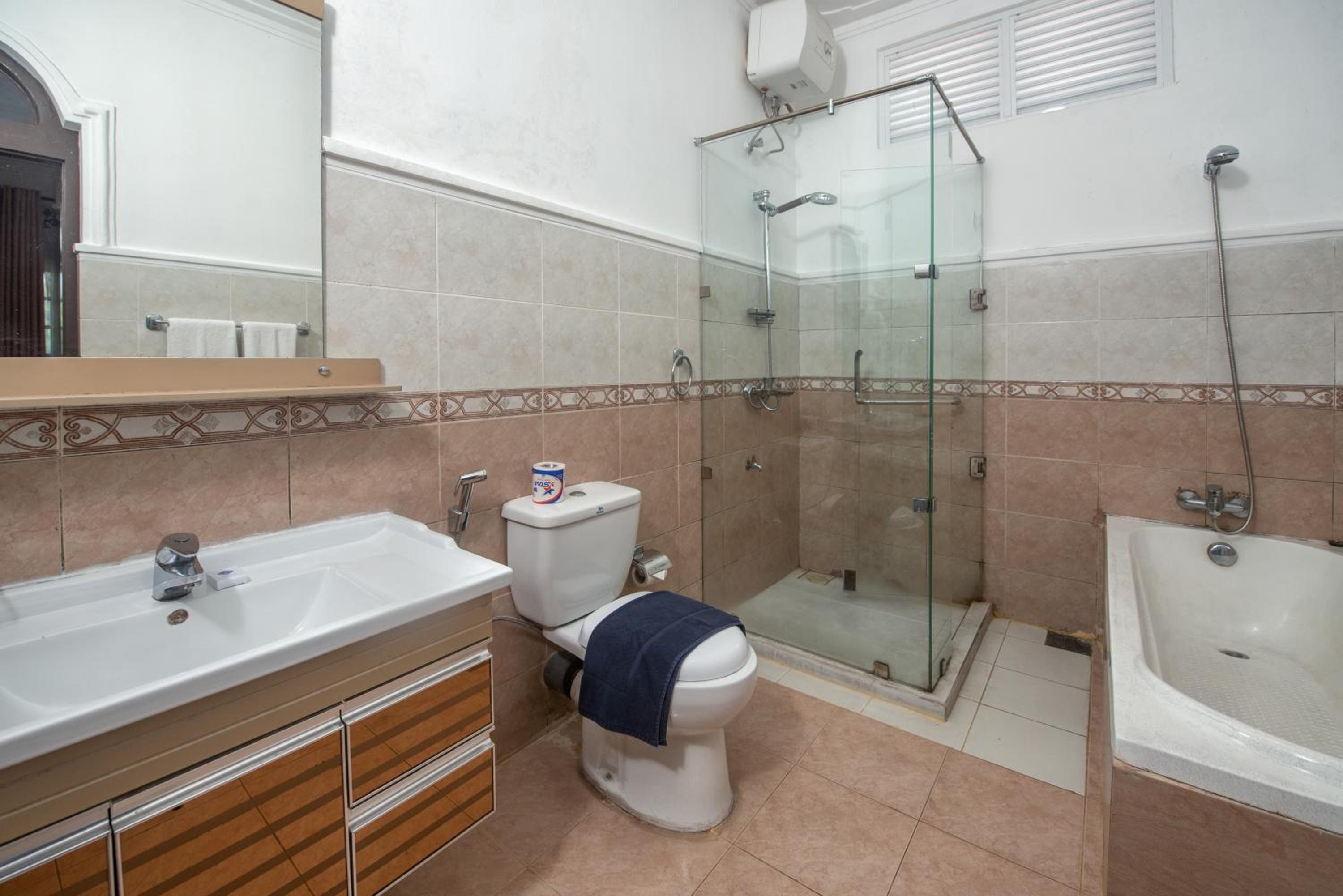 Triple Room with Balcony - Photo 3