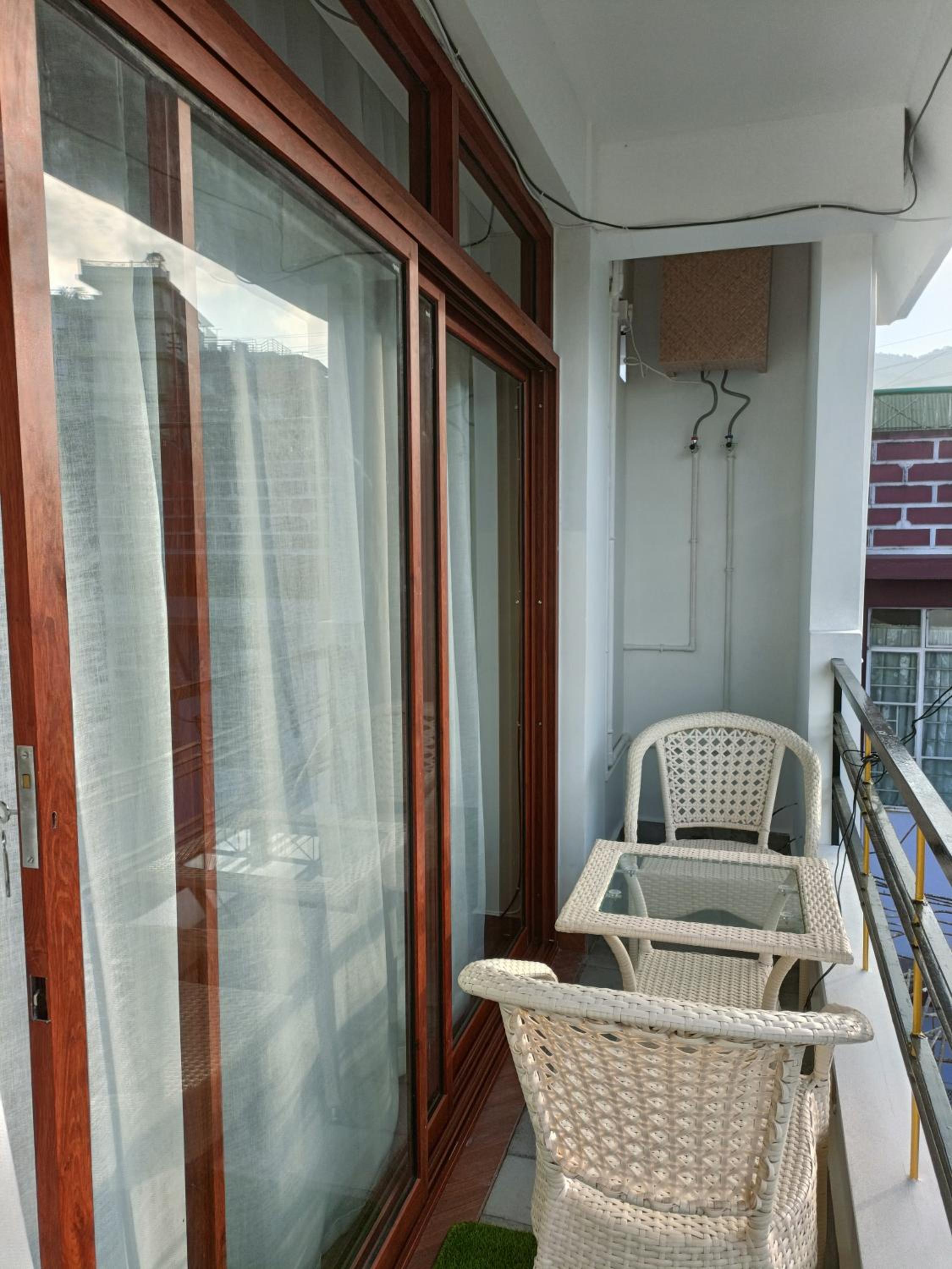 Apartment with Mountain View photo 1