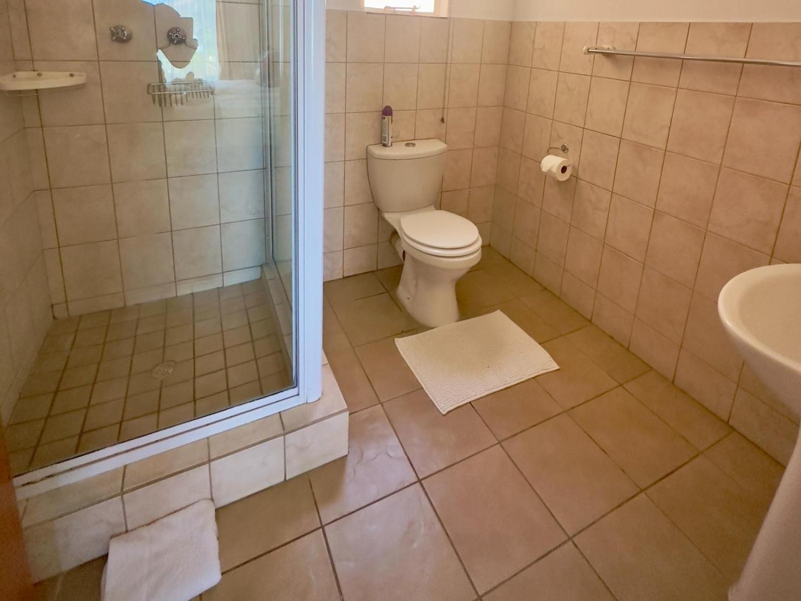 Basic Twin Room