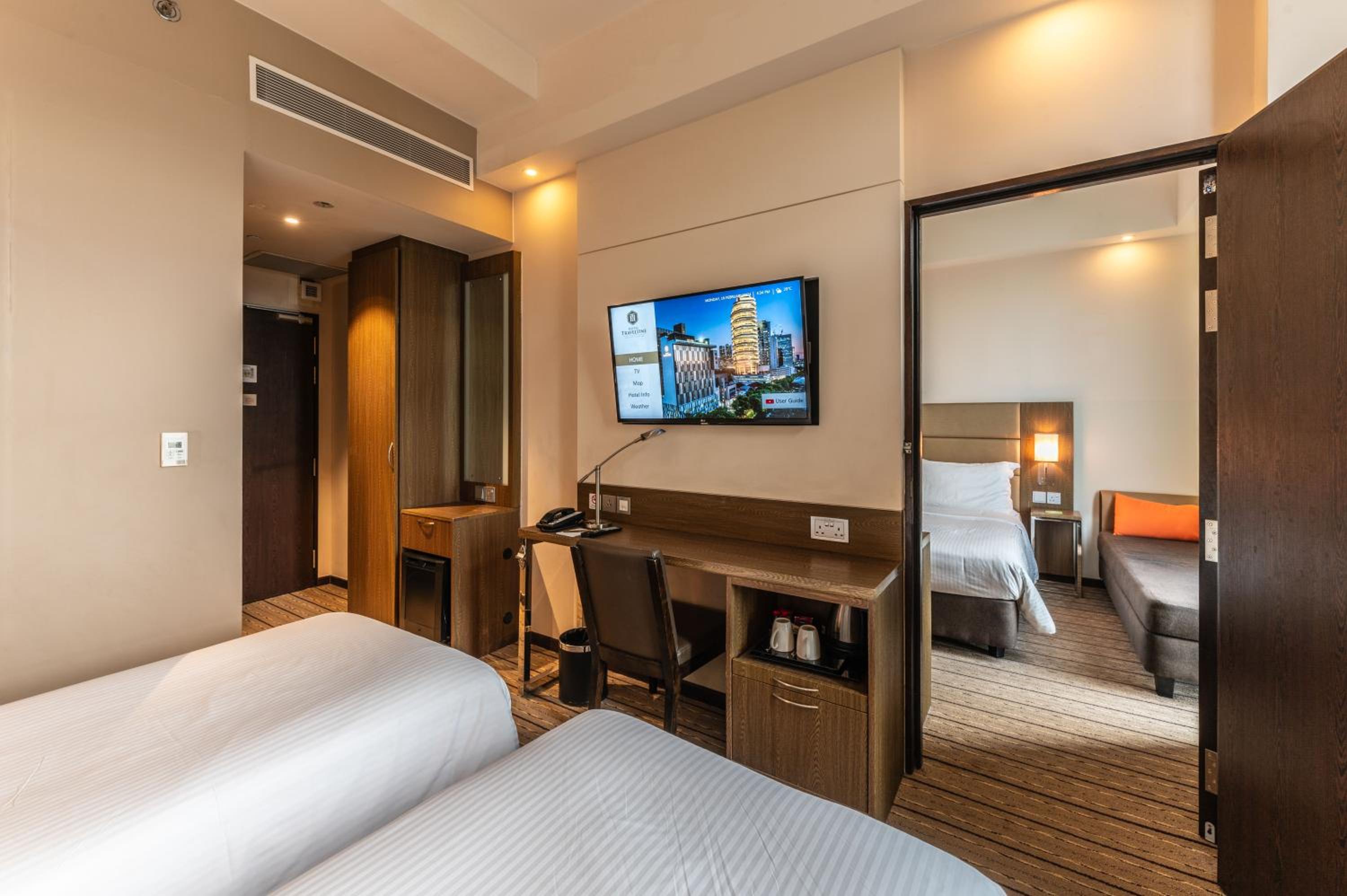 Superior Room with 2 Single Beds photo 1