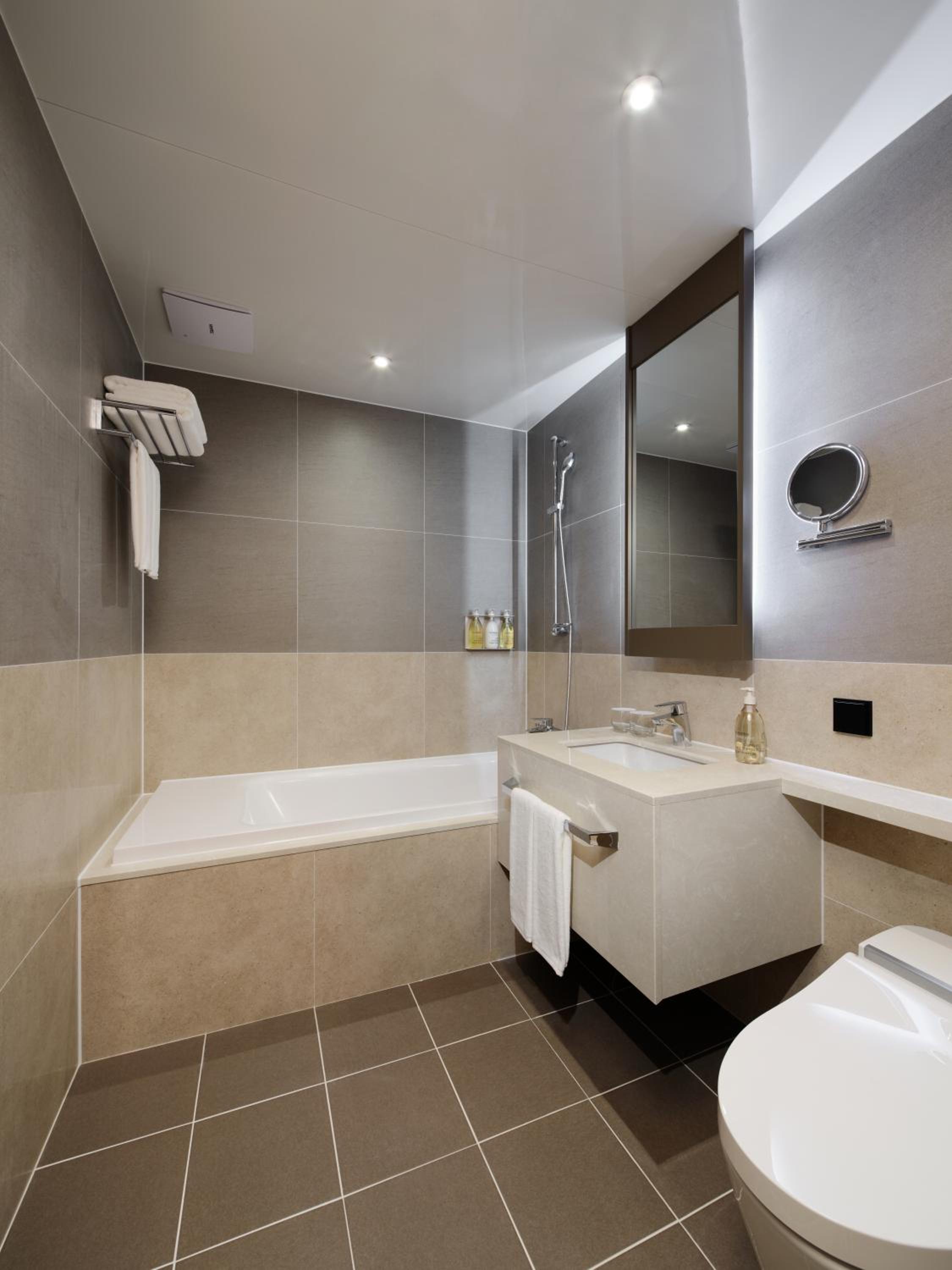 Suite with Sea View - Photo 1