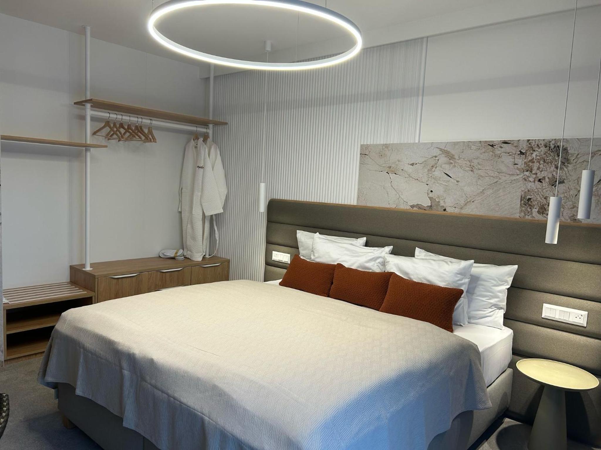 Superior Apartment