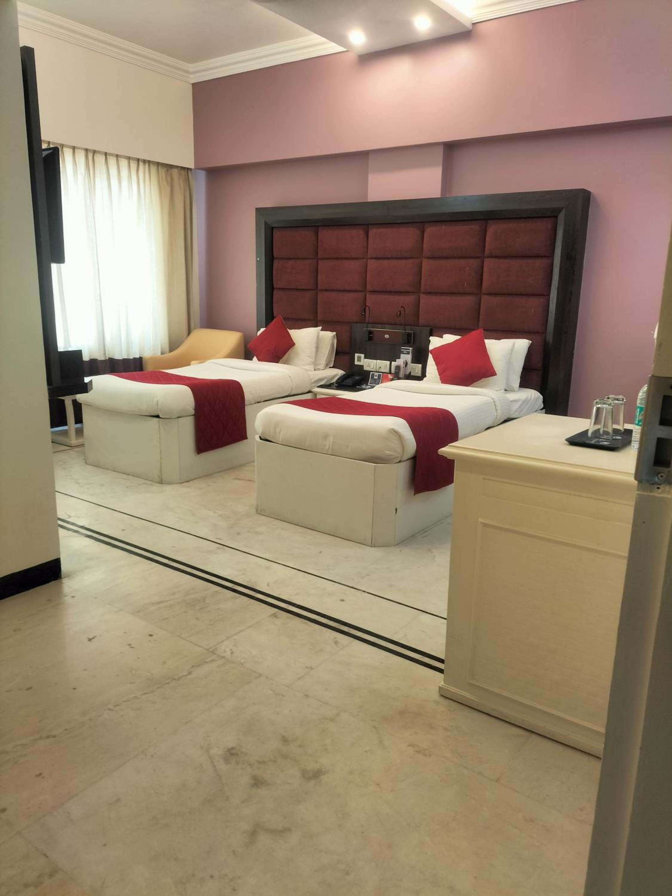 Deluxe Twin Room - Photo 1