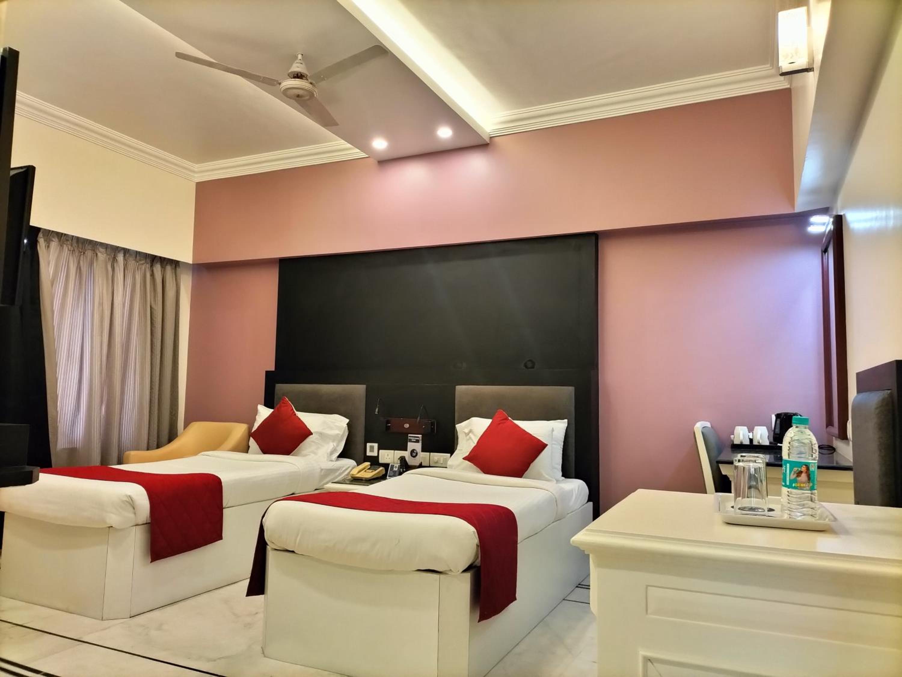 Deluxe Twin Room - Photo 4