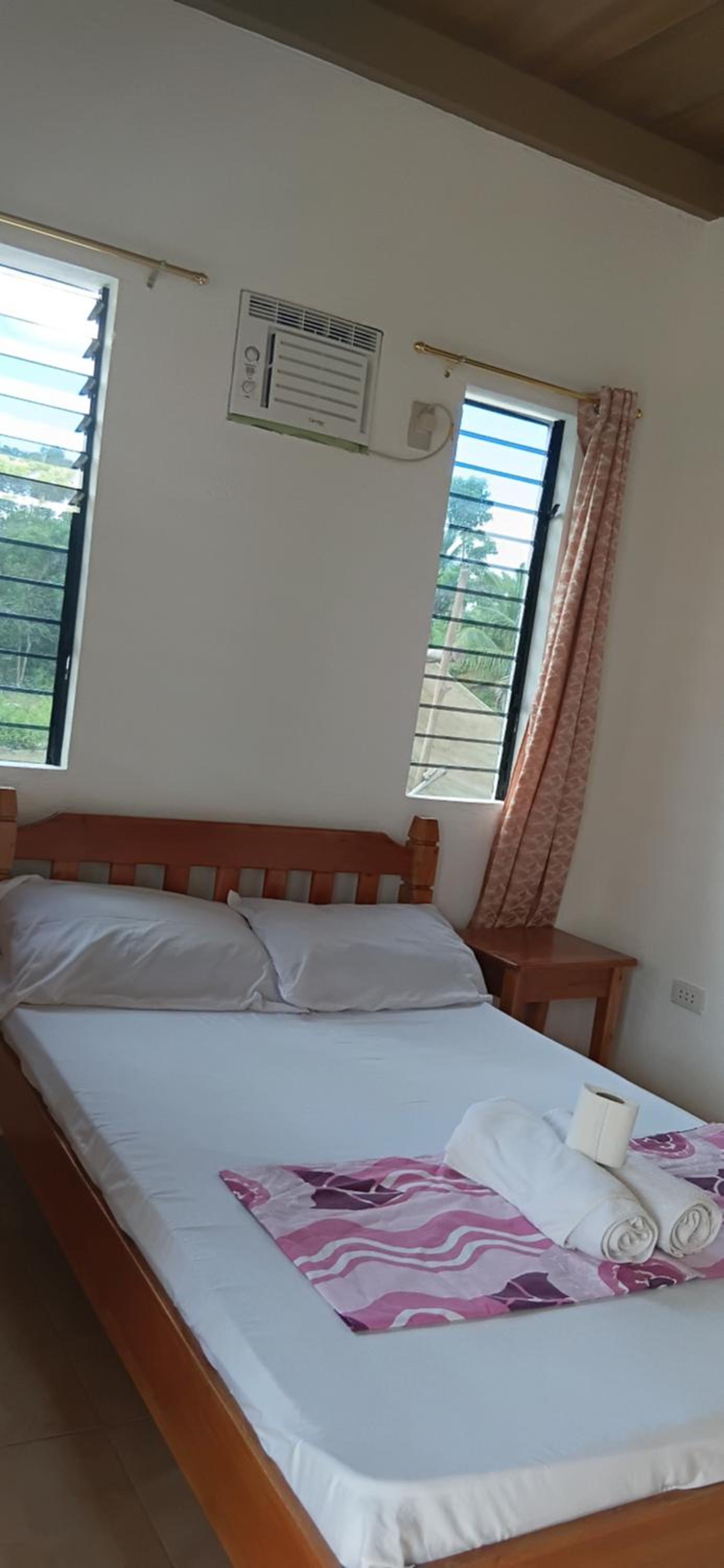 Deluxe Double Room - Photo 11