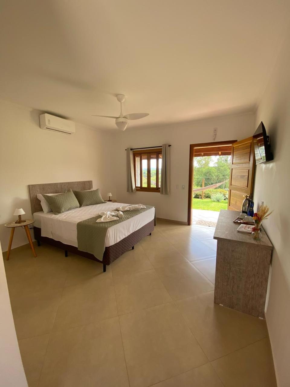 Double Room with Mountain View