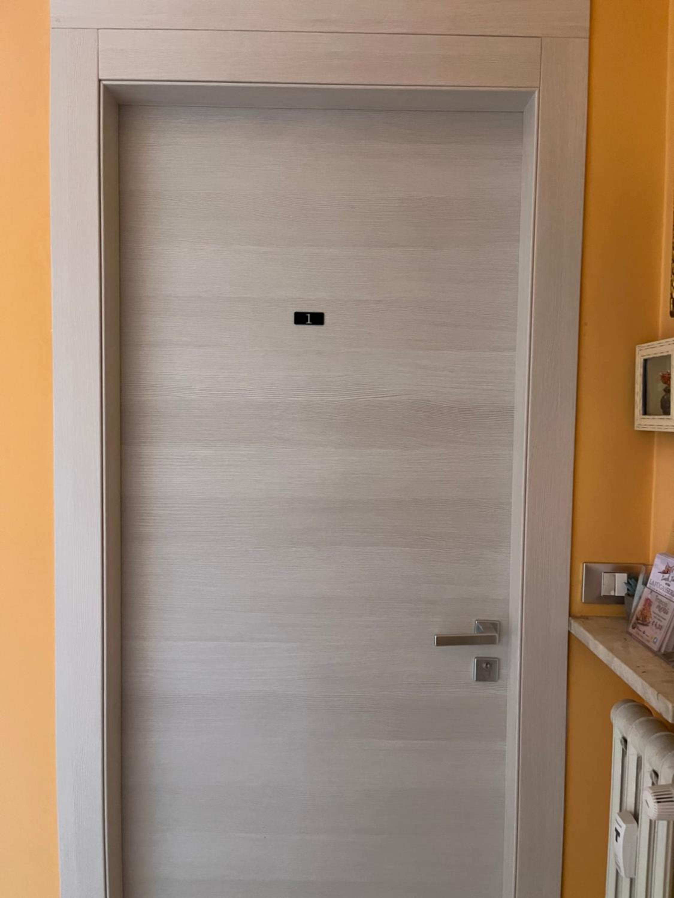 Double Room with Shared Bathroom photo 3