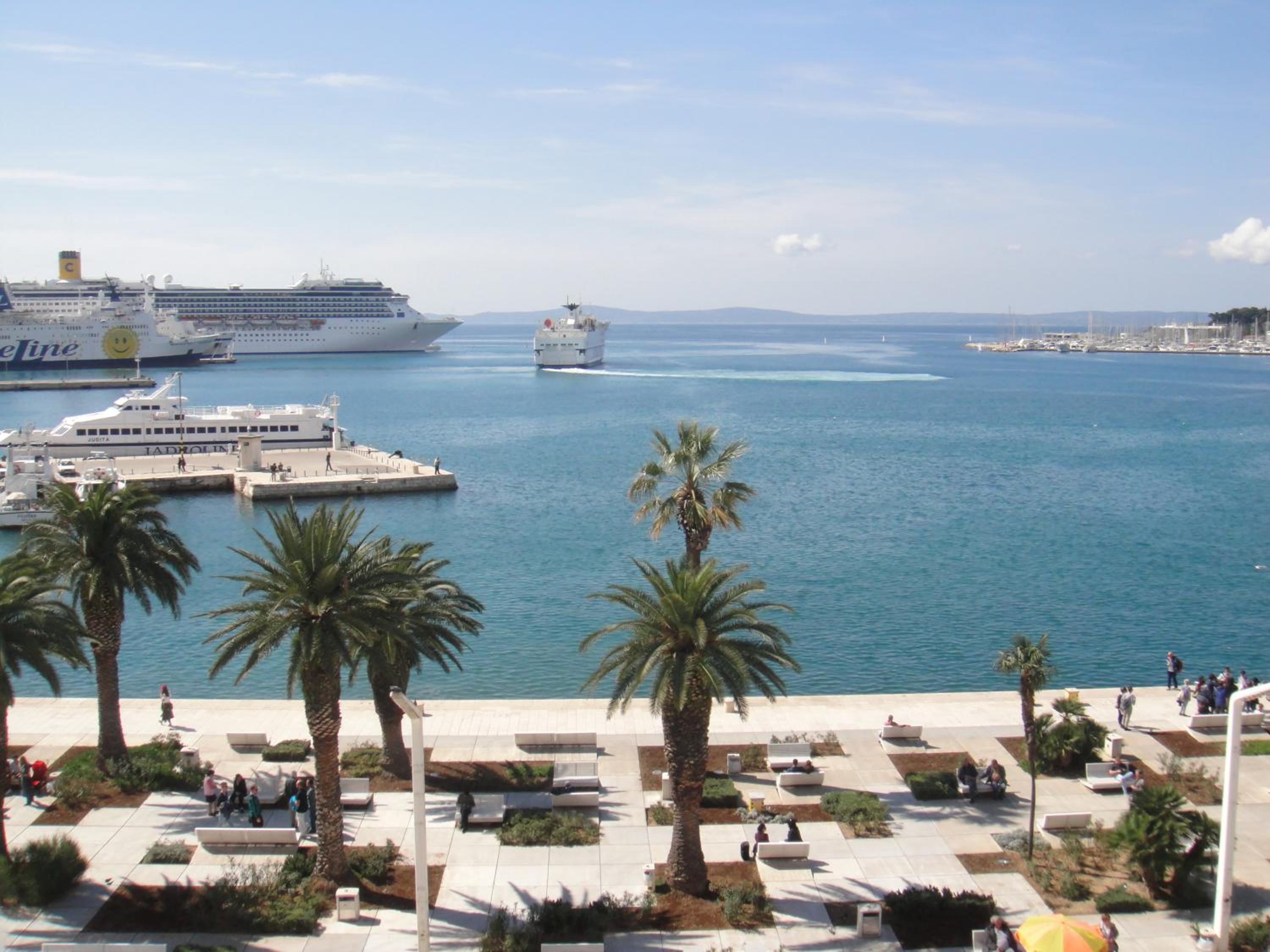 Duplex Suite with Sea View photo 3