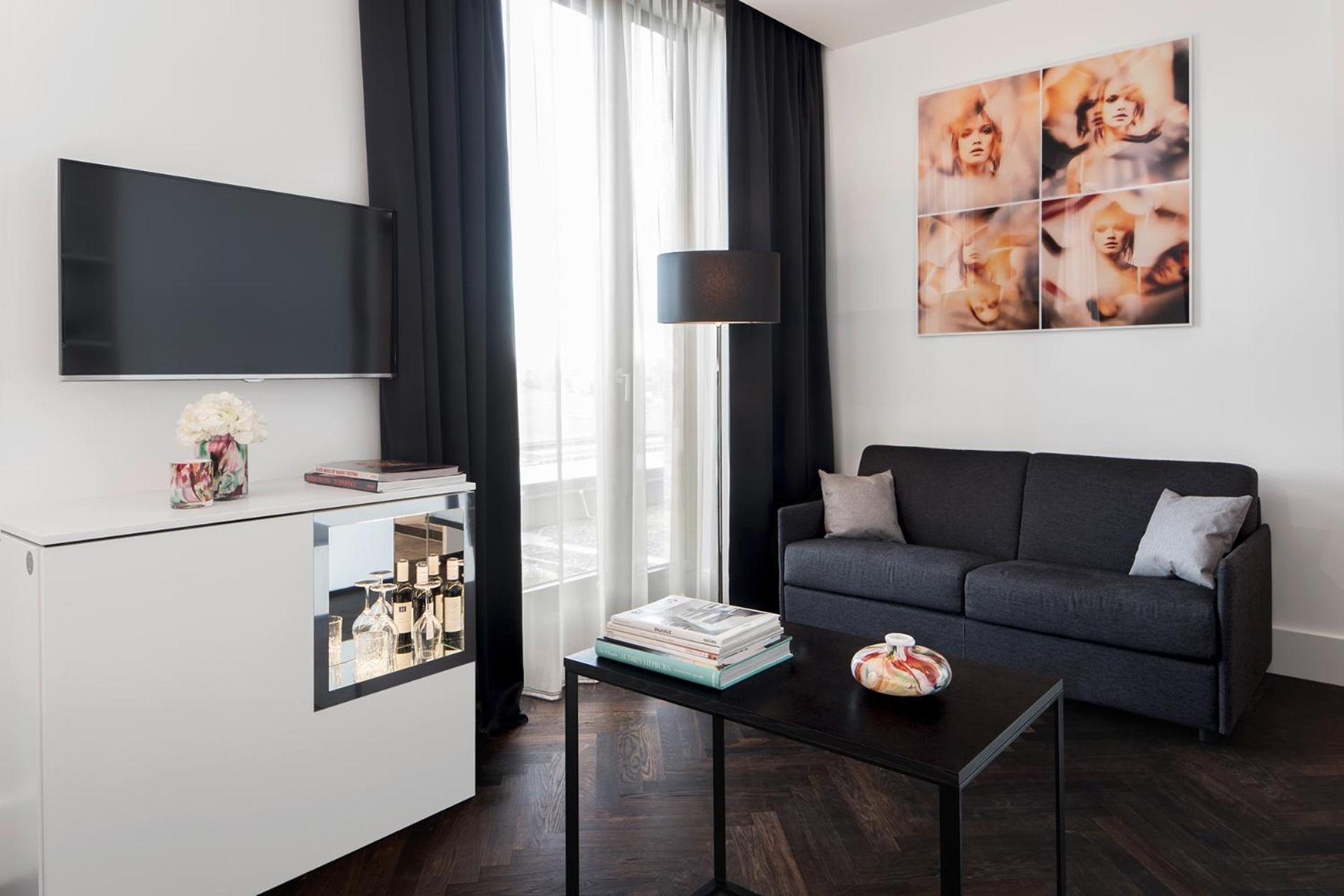 ROOMY - Photo 4